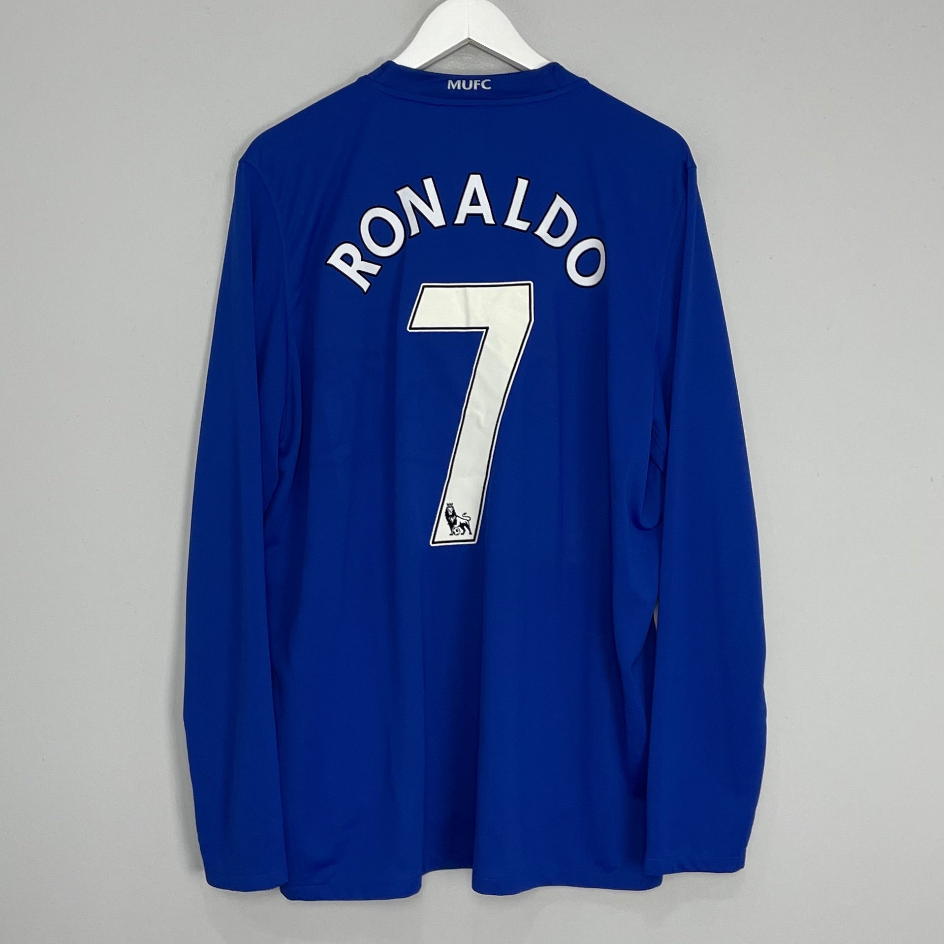 Shop 2008/09 MANCHESTER UNITED RONALDO #7 L/S THIRD SHIRT (XL) NIKE, classic football shirts, vintage football shirts & retro soccer jerseys at Cult Kits
