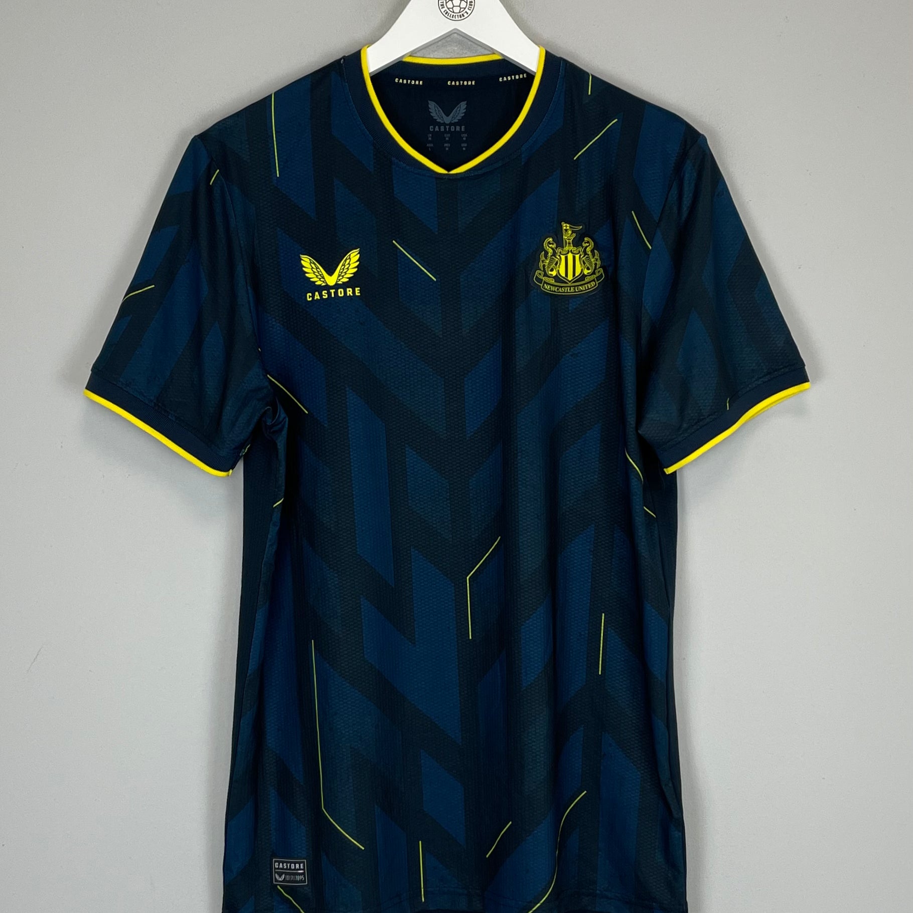 Shop 2023/24 NEWCASTLE UNITED THIRD SHIRT (M) CASTORE, classic football shirts, vintage football shirts & retro soccer jerseys at Cult Kits