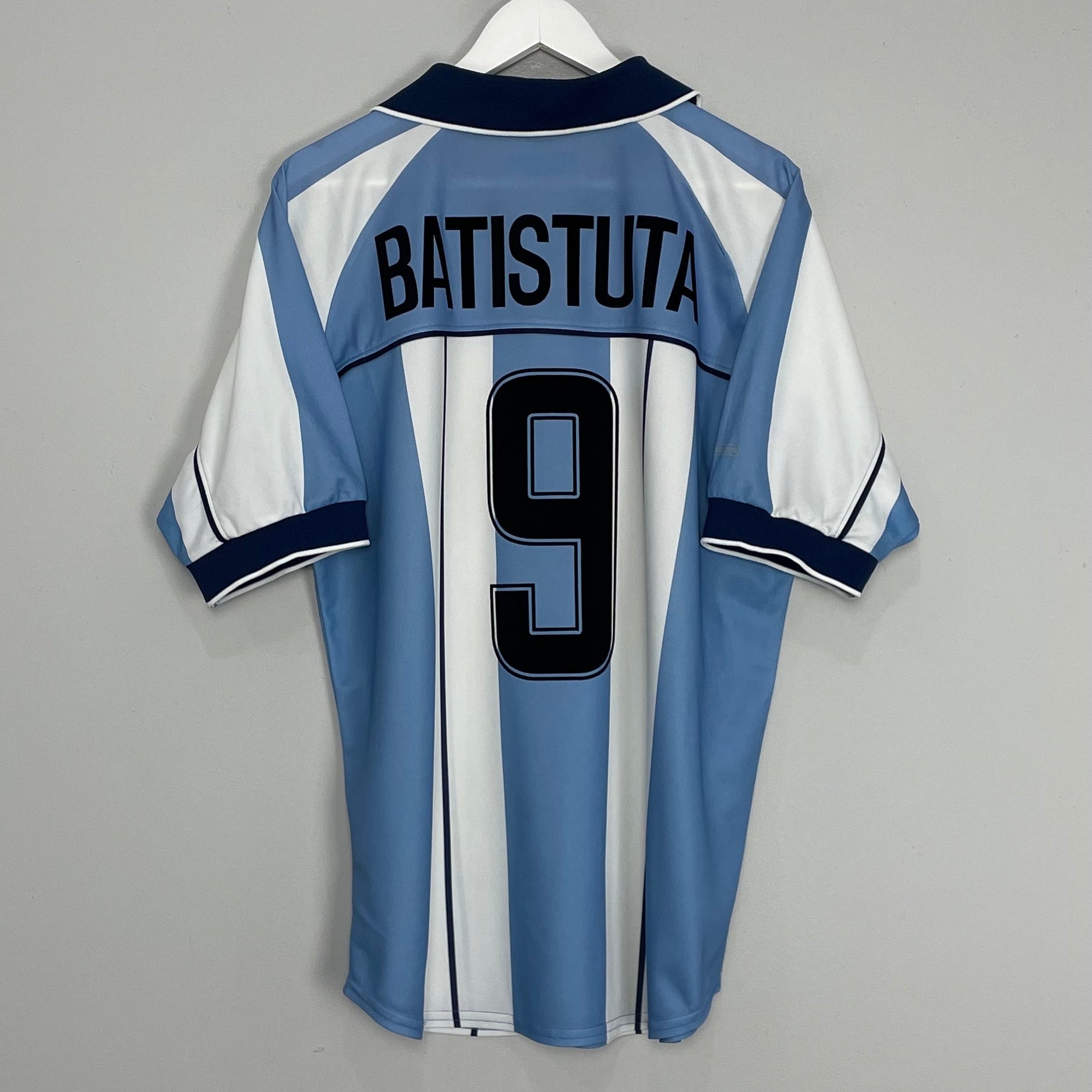 Shop 2000/01 ARGENTINA BATISTUTA #9 HOME SHIRT (L) REEBOK, classic football shirts, vintage football shirts & retro soccer jerseys at Cult Kits