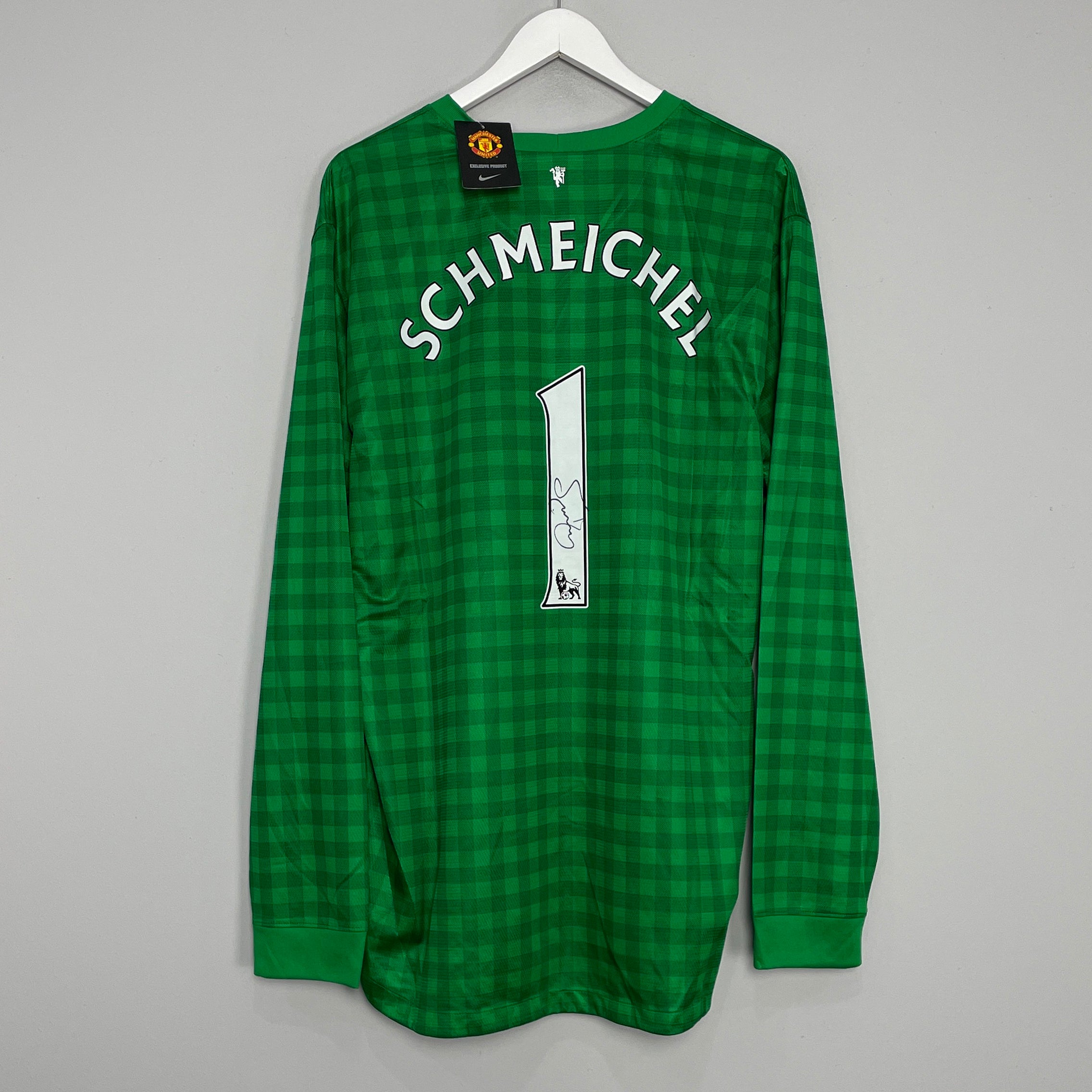 Shop 2012/13 MANCHESTER UNTED SCHMEICHEL #1 *SIGNED* BNWT GK SHIRT (XXL) NIKE, classic football shirts, vintage football shirts & retro soccer jerseys at Cult Kits