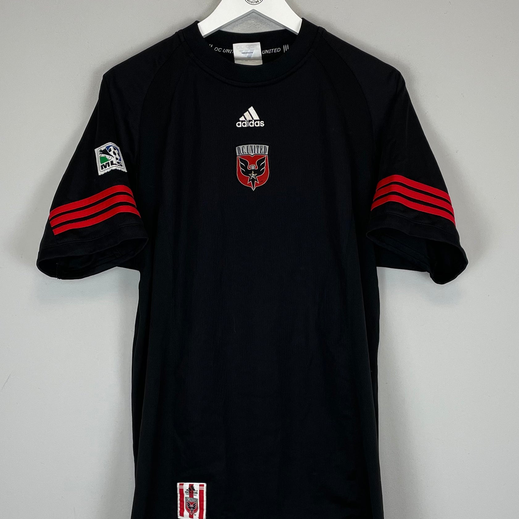 Shop 2003 DC UNITED TRAINING SHIRT (L) ADIDAS, classic football shirts, vintage football shirts & retro soccer jerseys at Cult Kits