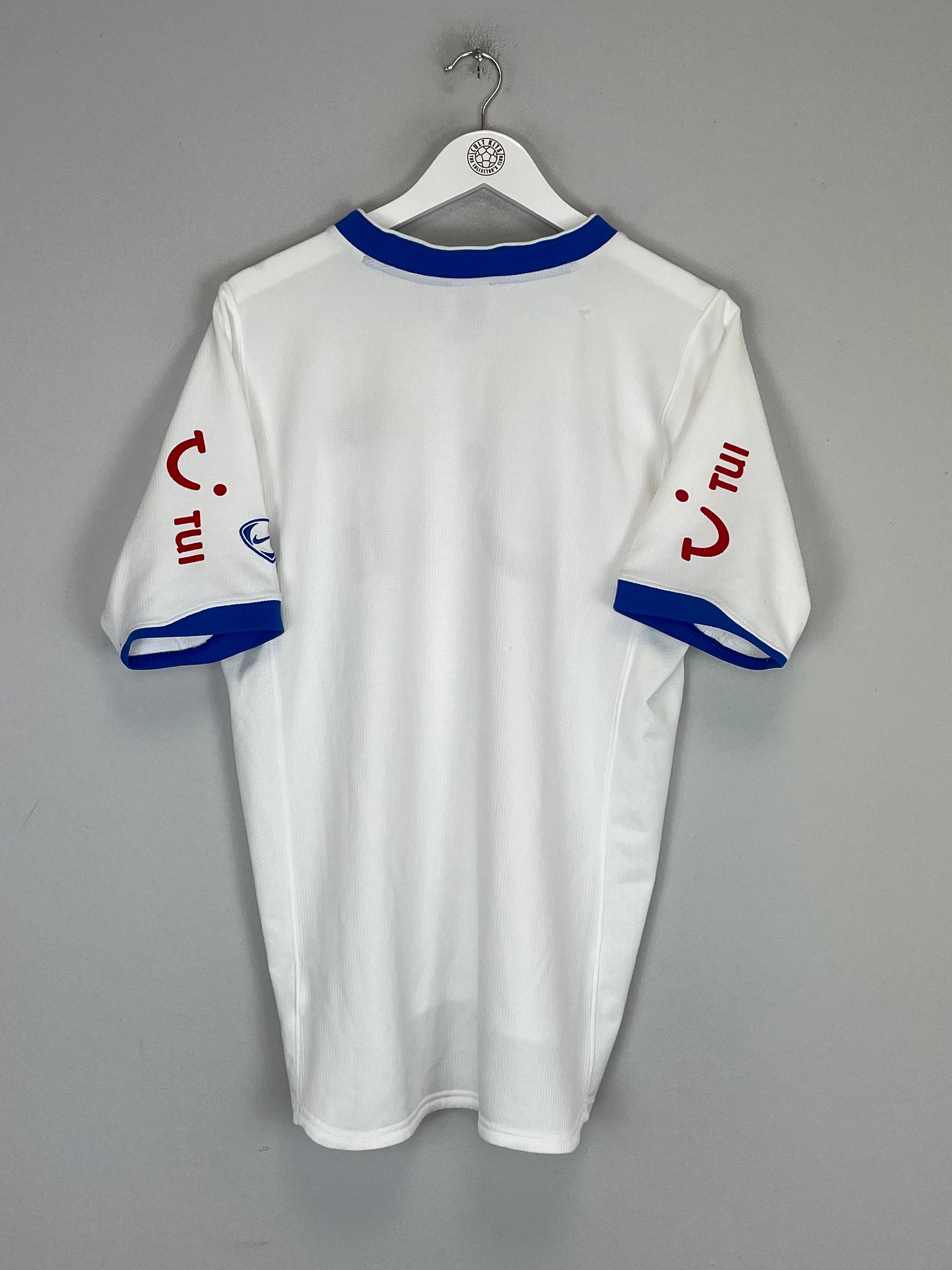 Shop 2006/07 FC ZURICH HOME SHIRT (M) NIKE, classic football shirts, vintage football shirts & retro soccer jerseys at Cult Kits