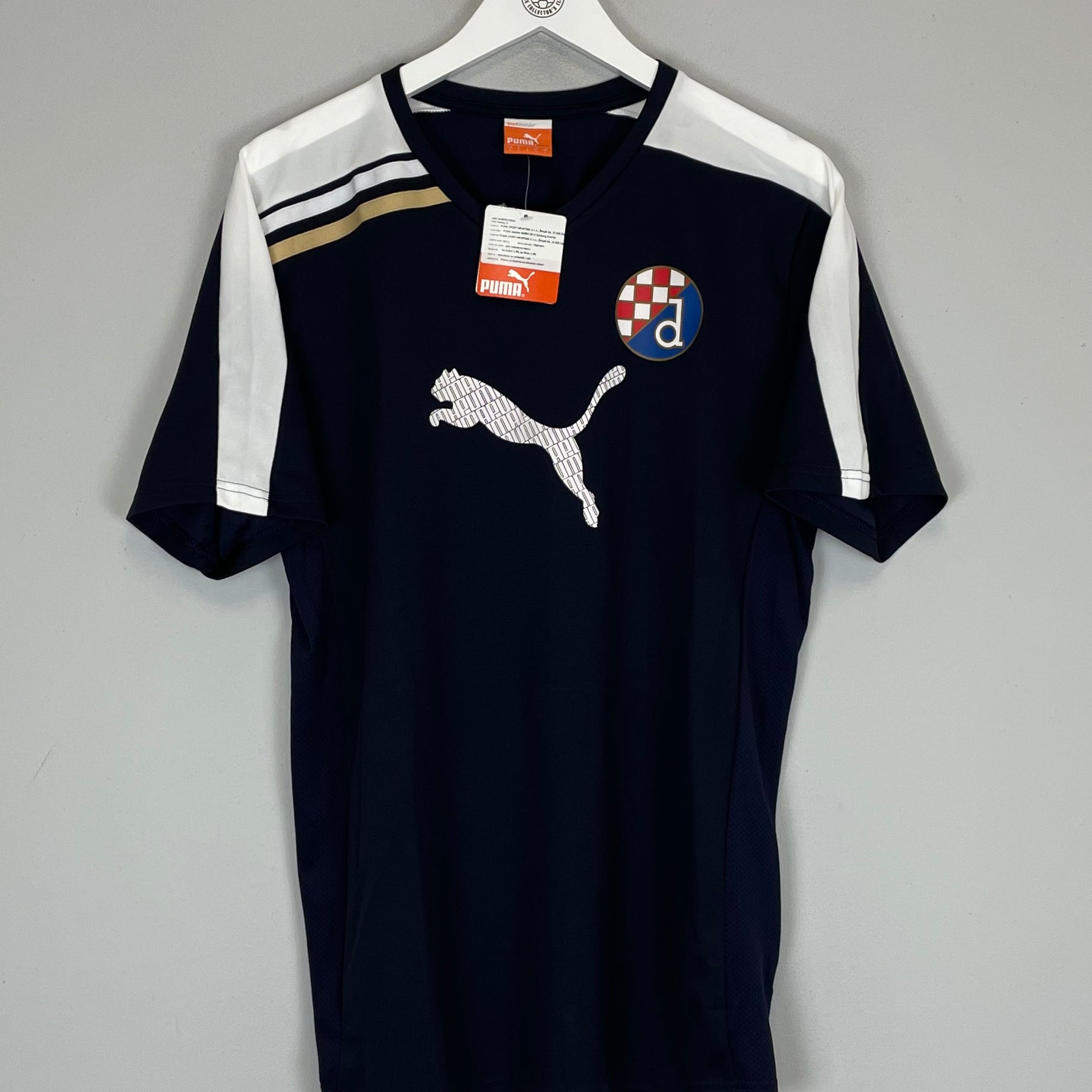 Shop 2013/14 DYNAMO ZAGREB *BNWT* TRAINING SHIRT (L) NIKE, classic football shirts, vintage football shirts & retro soccer jerseys at Cult Kits