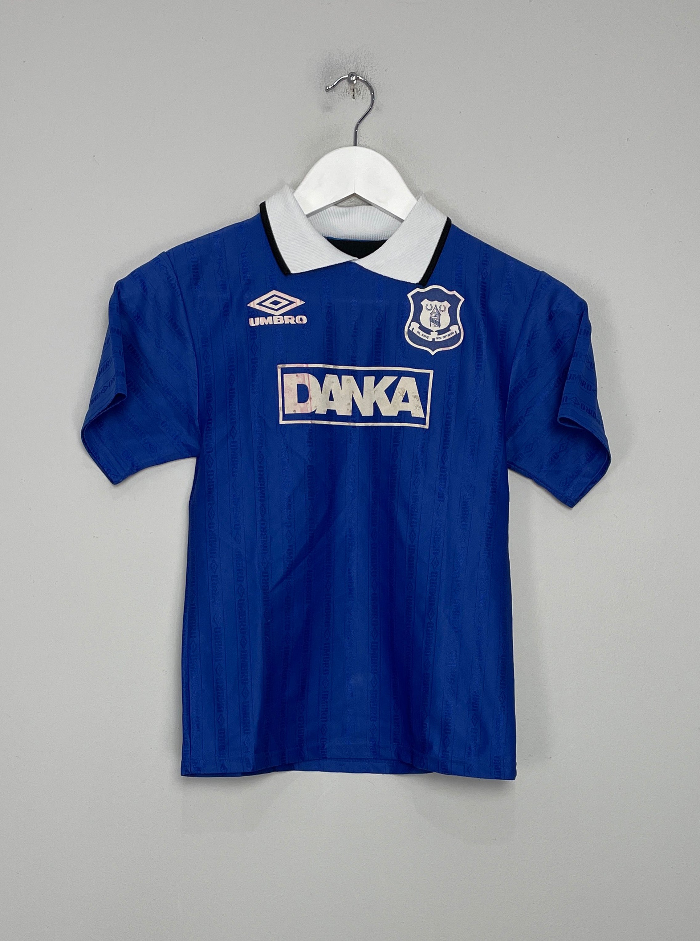 Shop 1995/97 EVERTON HOME SHIRT (M.KIDS) UMBRO, classic football shirts, vintage football shirts & retro soccer jerseys at Cult Kits
