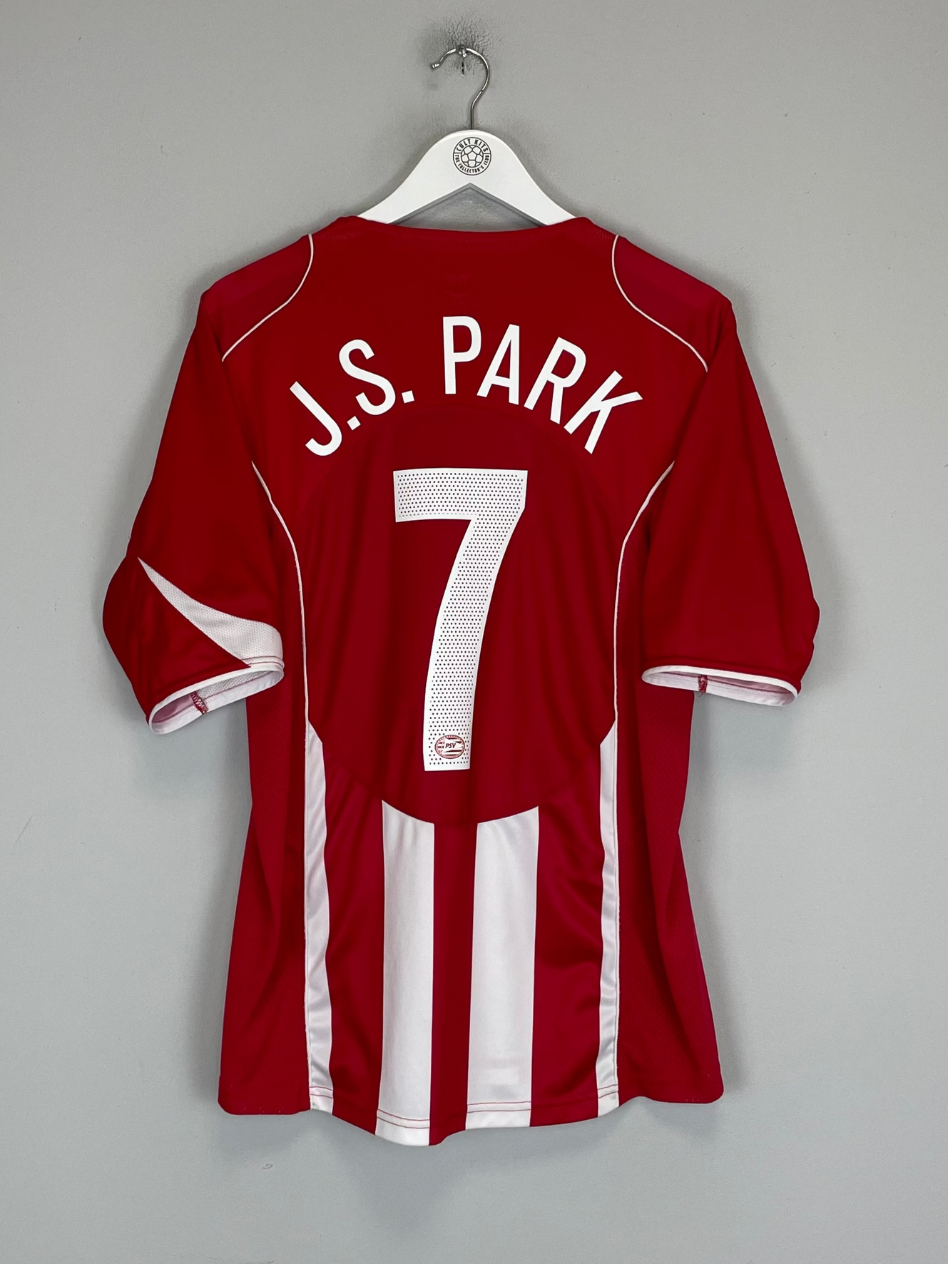 Buy 2004/06 PSV JI SUNG PARK 7 HOME SHIRT (L) NIKE ~ Free worldwide shipping available ~ Authentic Vintage Football Shirts from Cult Kits