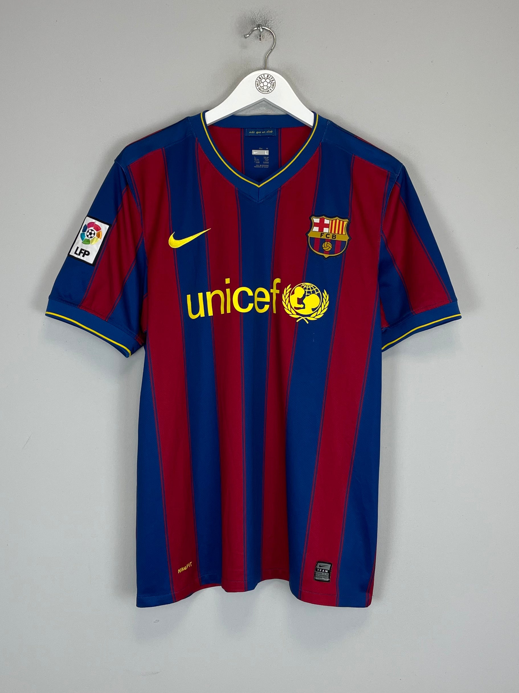 Buy 2009/10 BARCELONA MESSI 10 HOME SHIRT (L) NIKE ~ Free worldwide shipping available ~ Authentic Vintage Football Shirts from Cult Kits