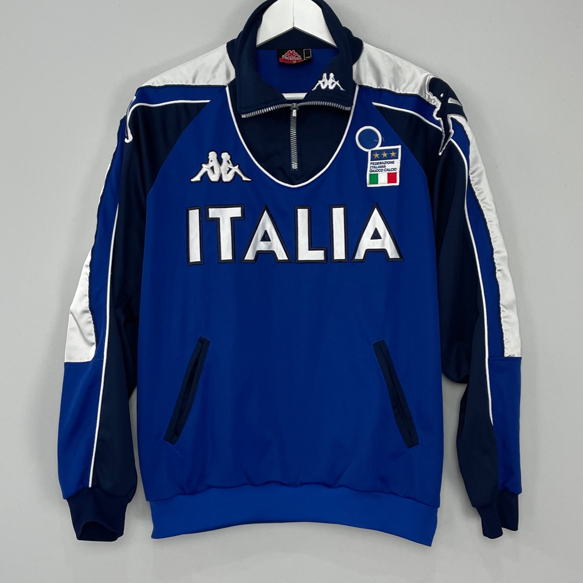 Shop 1999/00 ITALY TRACK JACKET (L) KAPPA, classic football shirts, vintage football shirts & retro soccer jerseys at Cult Kits