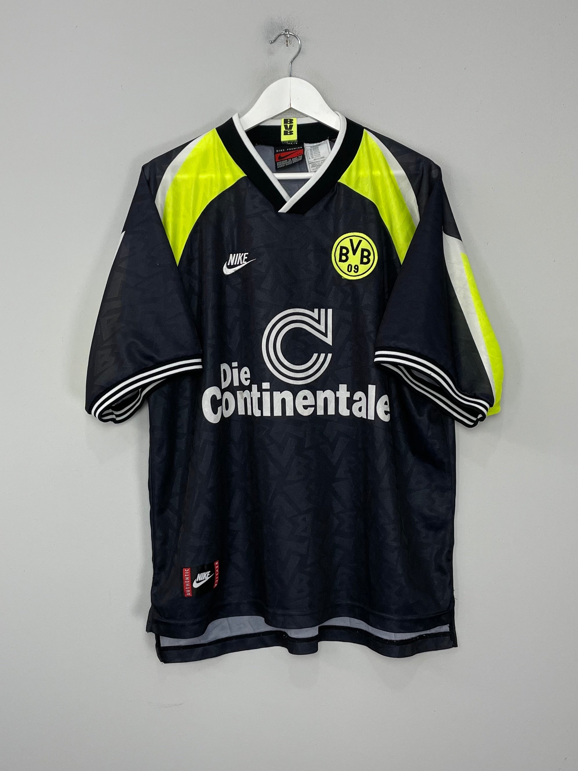 Shop 1995/96 DORTMUND AWAY SHIRT (XXL) NIKE, classic football shirts, vintage football shirts & retro soccer jerseys at Cult Kits