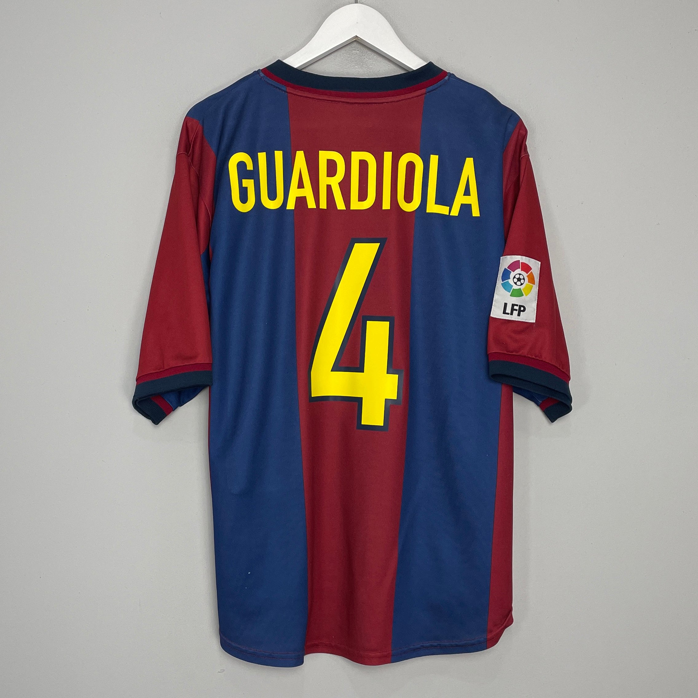 Shop 1998/00 BARCELONA GUARDIOLA #4 HOME SHIRT (XL) NIKE, classic football shirts, vintage football shirts & retro soccer jerseys at Cult Kits