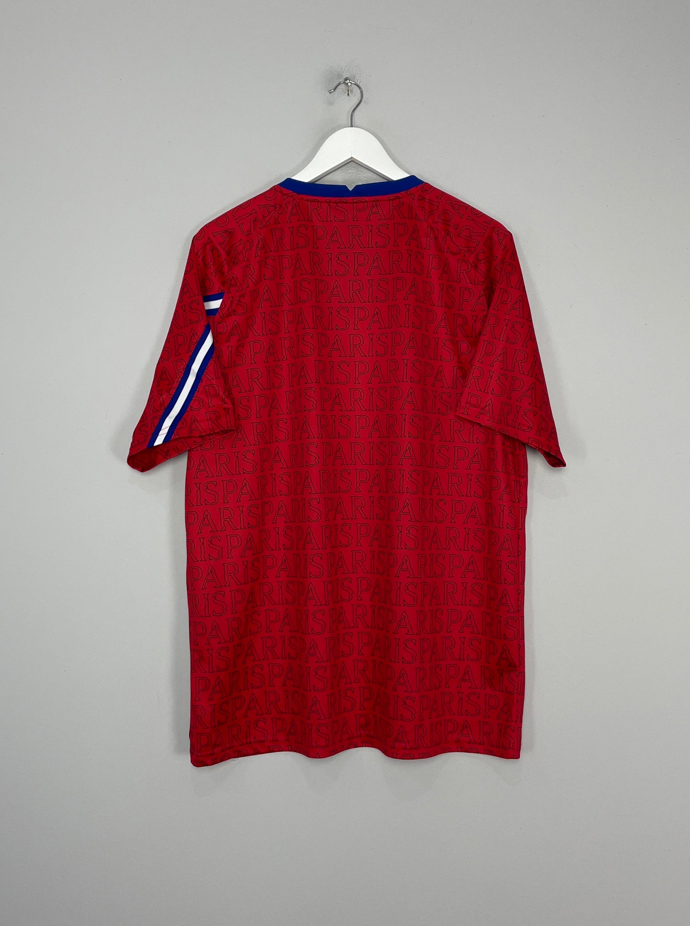 Shop 2020/21 PSG TRAINING SHIRT (XL) NIKE, classic football shirts, vintage football shirts & retro soccer jerseys at Cult Kits