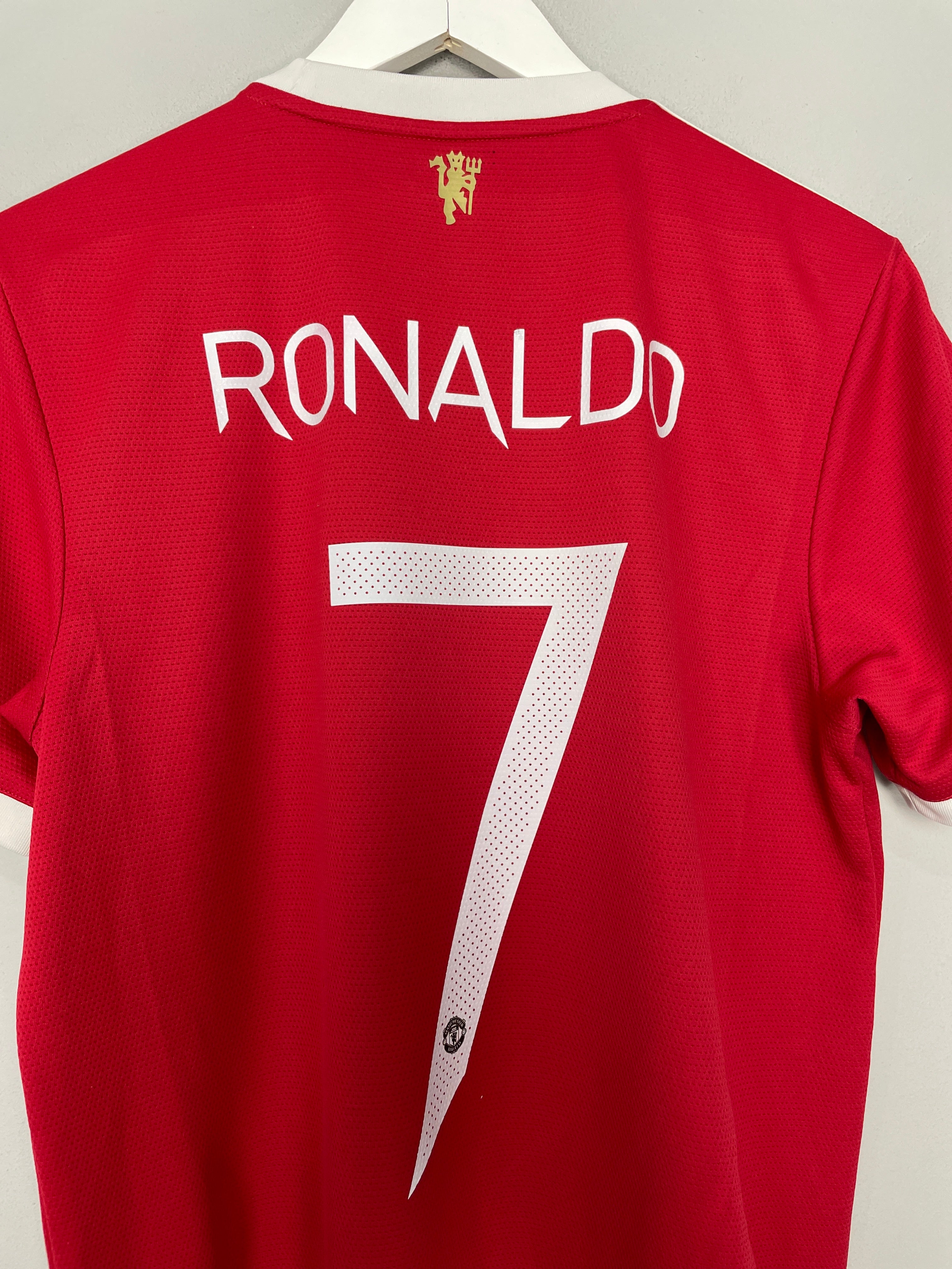 Shop 2021/22 MANCHESTER UNITED RONALDO #7 HOME SHIRT (M) ADIDAS, classic football shirts, vintage football shirts & retro soccer jerseys at Cult Kits
