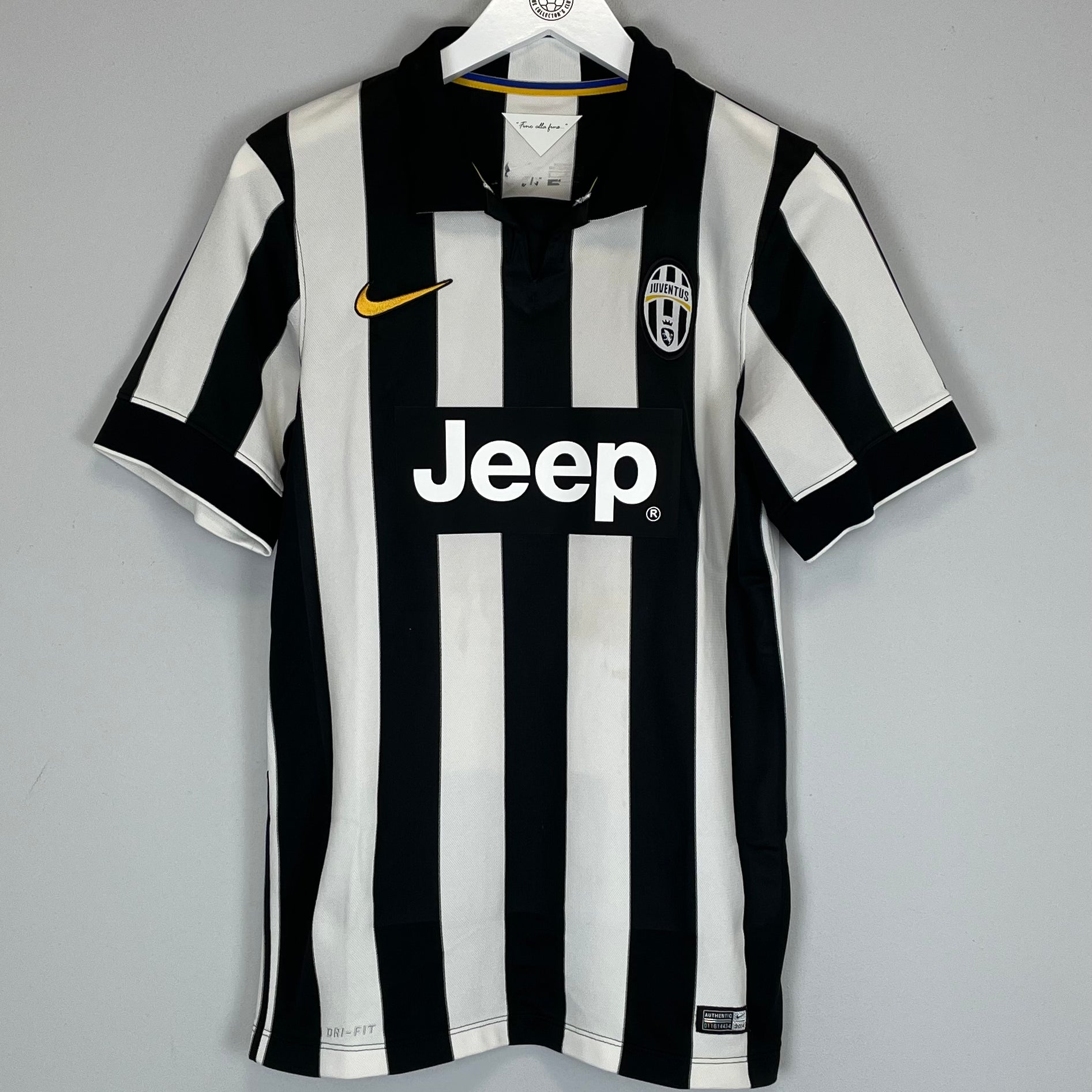 Shop 2014/15 JUVENTUS HOME SHIRT (S) NIKE, classic football shirts, vintage football shirts & retro soccer jerseys at Cult Kits