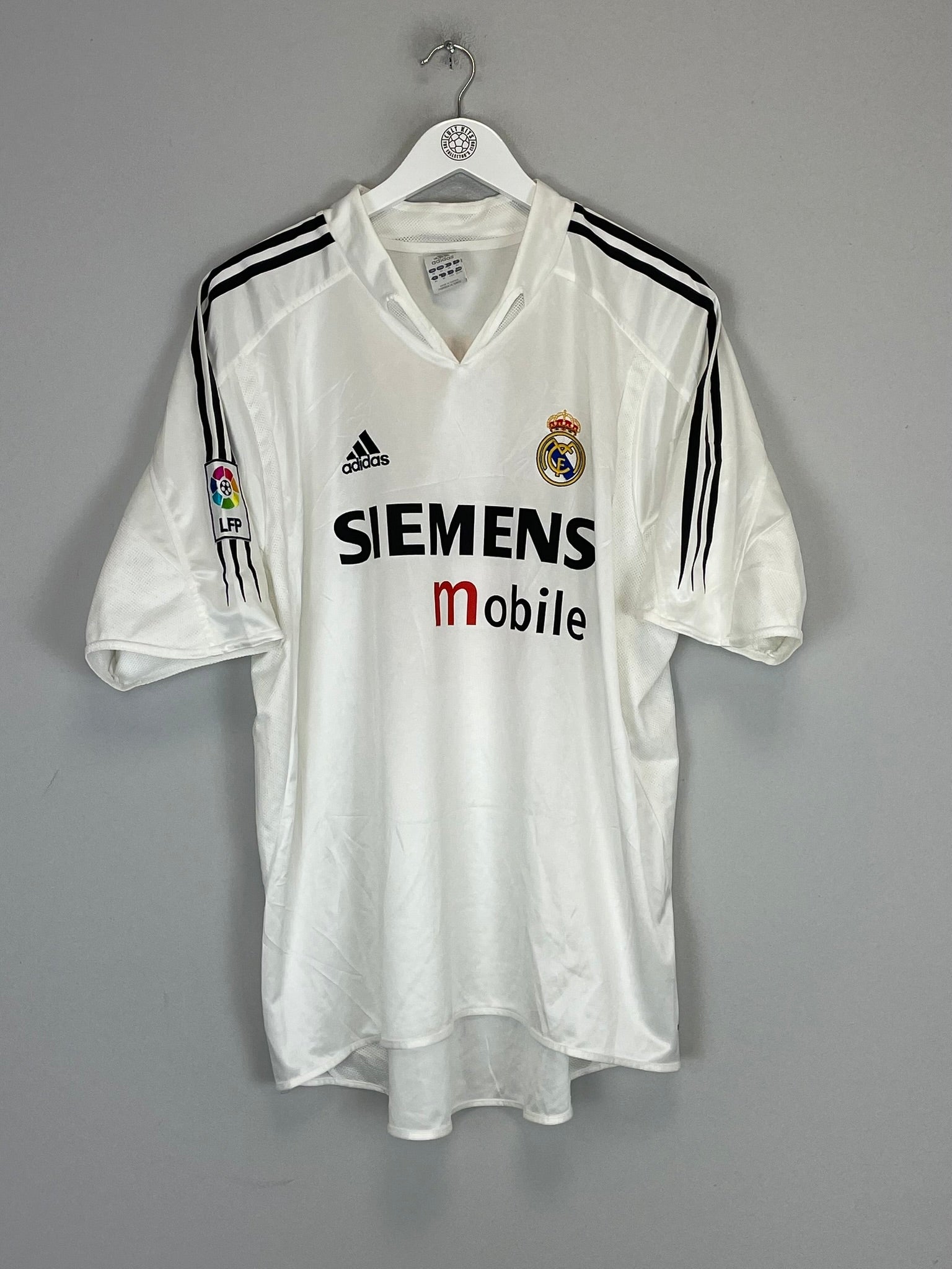 Shop 2004/05 REAL MADRID BECKHAM #23 HOME SHIRT (XL) ADIDAS, classic football shirts, vintage football shirts & retro soccer jerseys at Cult Kits