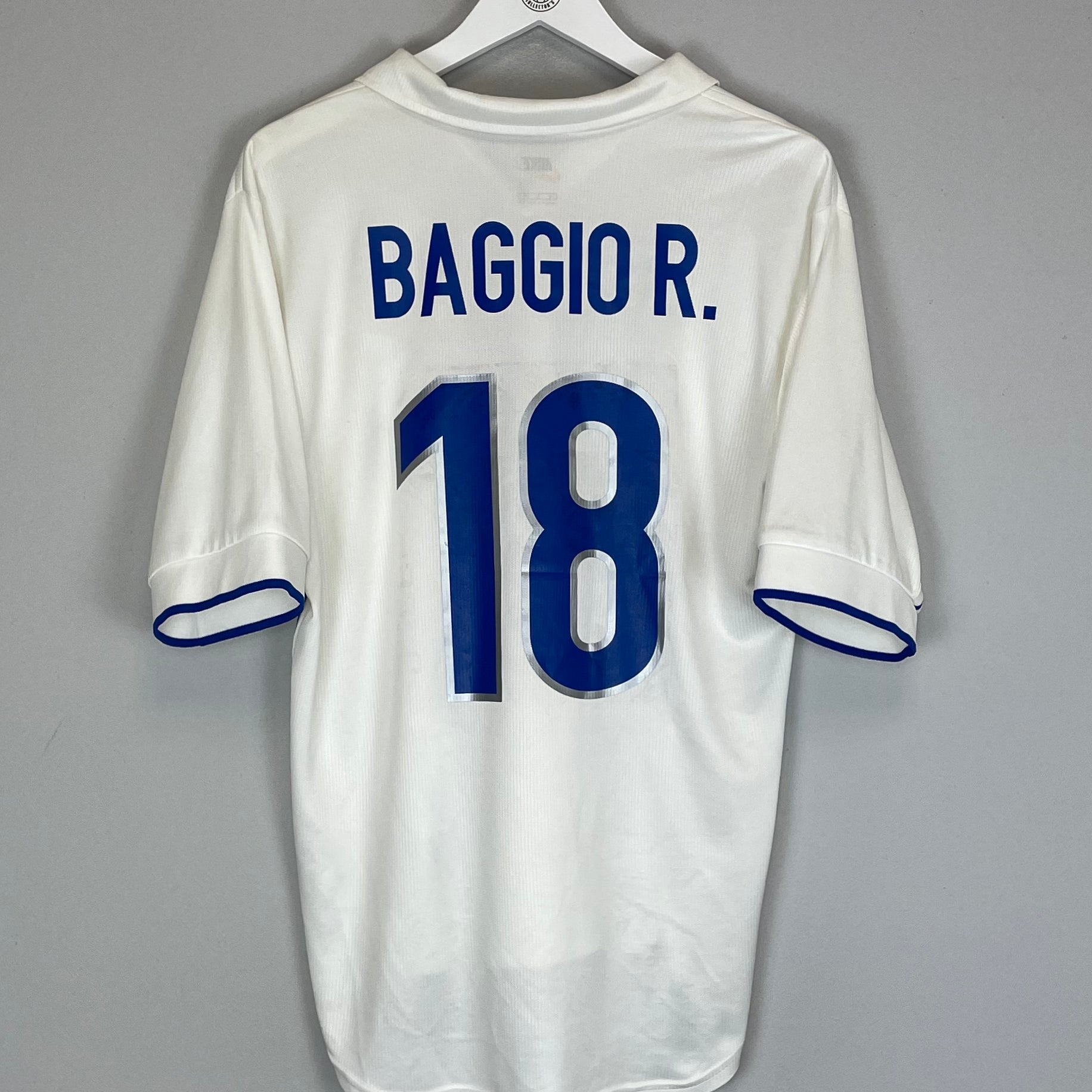Shop 1997/98 ITALY R.BAGGIO #18 AWAY SHIRT (M) NIKE, classic football shirts, vintage football shirts & retro soccer jerseys at Cult Kits