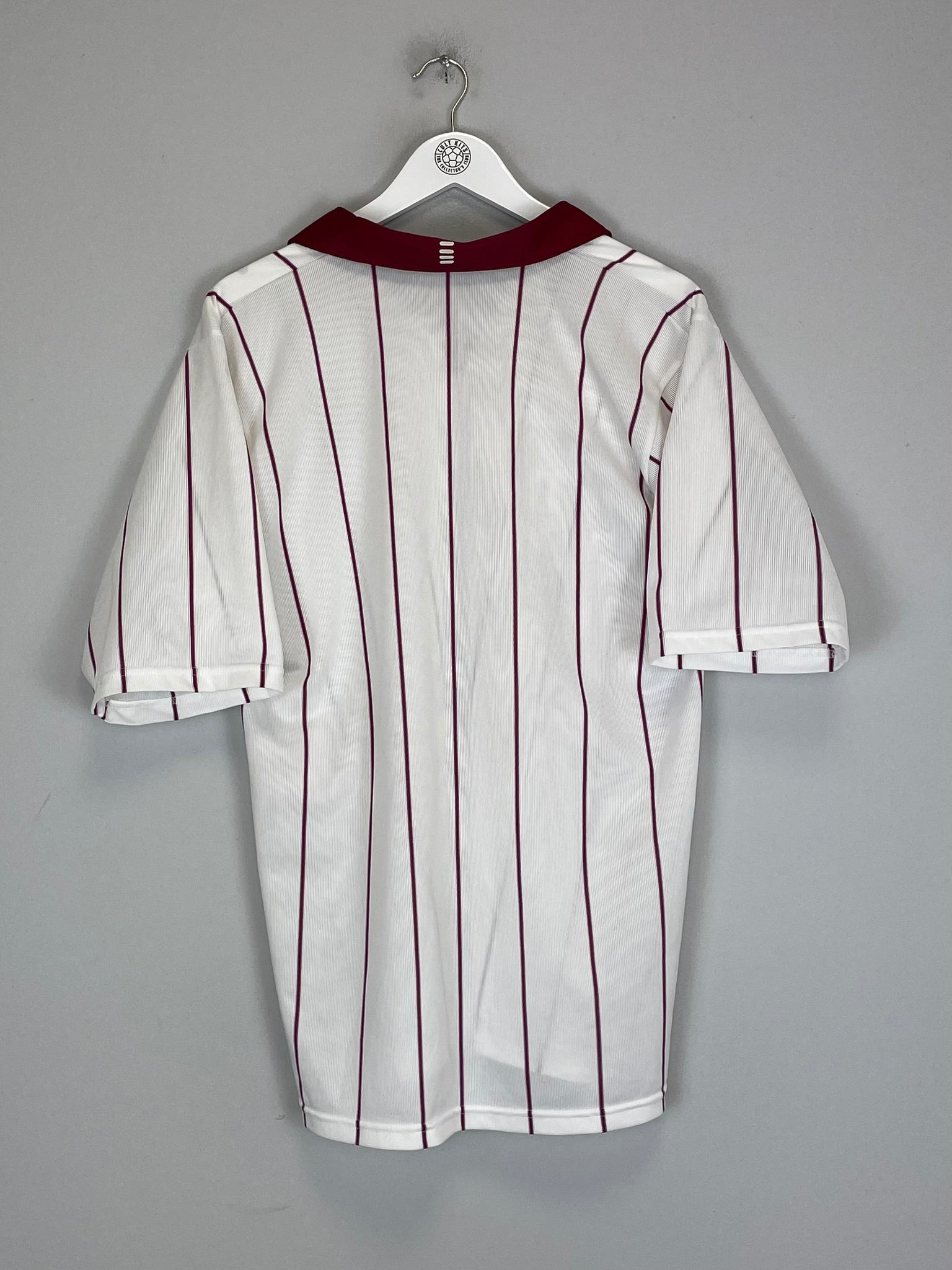 Shop 2002/03 WEST HAM AWAY SHIRT (XL) FILA, classic football shirts, vintage football shirts & retro soccer jerseys at Cult Kits