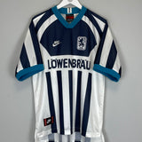 Shop 1995/96 1860 MUNICH AWAY SHIRT (L) NIKE, classic football shirts, vintage football shirts & retro soccer jerseys at Cult Kits