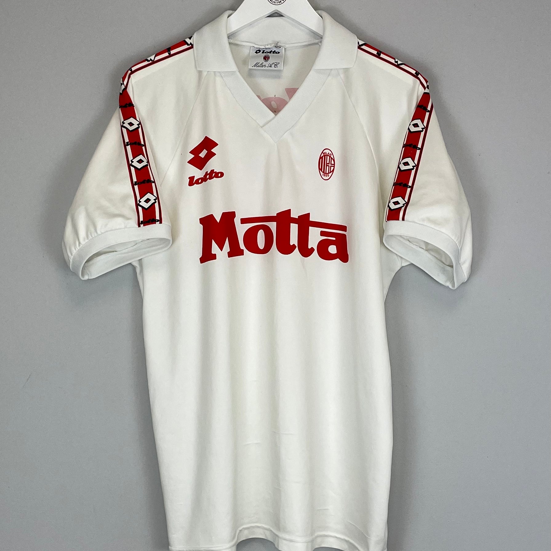 Shop 1993/94 AC MILAN TRAINING SHIRT (L) LOTTO, classic football shirts, vintage football shirts & retro soccer jerseys at Cult Kits