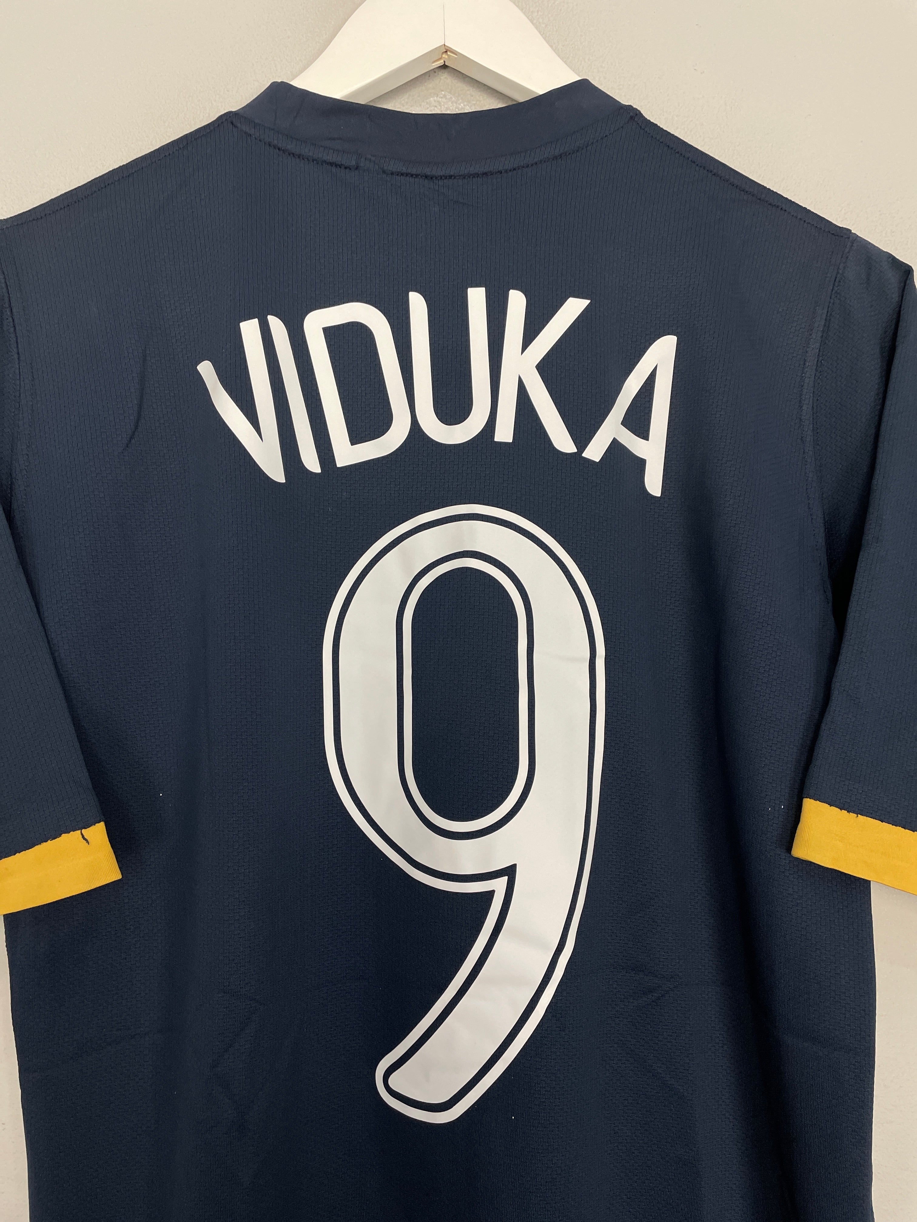 Shop 2006/08 AUSTRALIA VIDUKA #9 AWAY SHIRT (M) NIKE, classic football shirts, vintage football shirts & retro soccer jerseys at Cult Kits