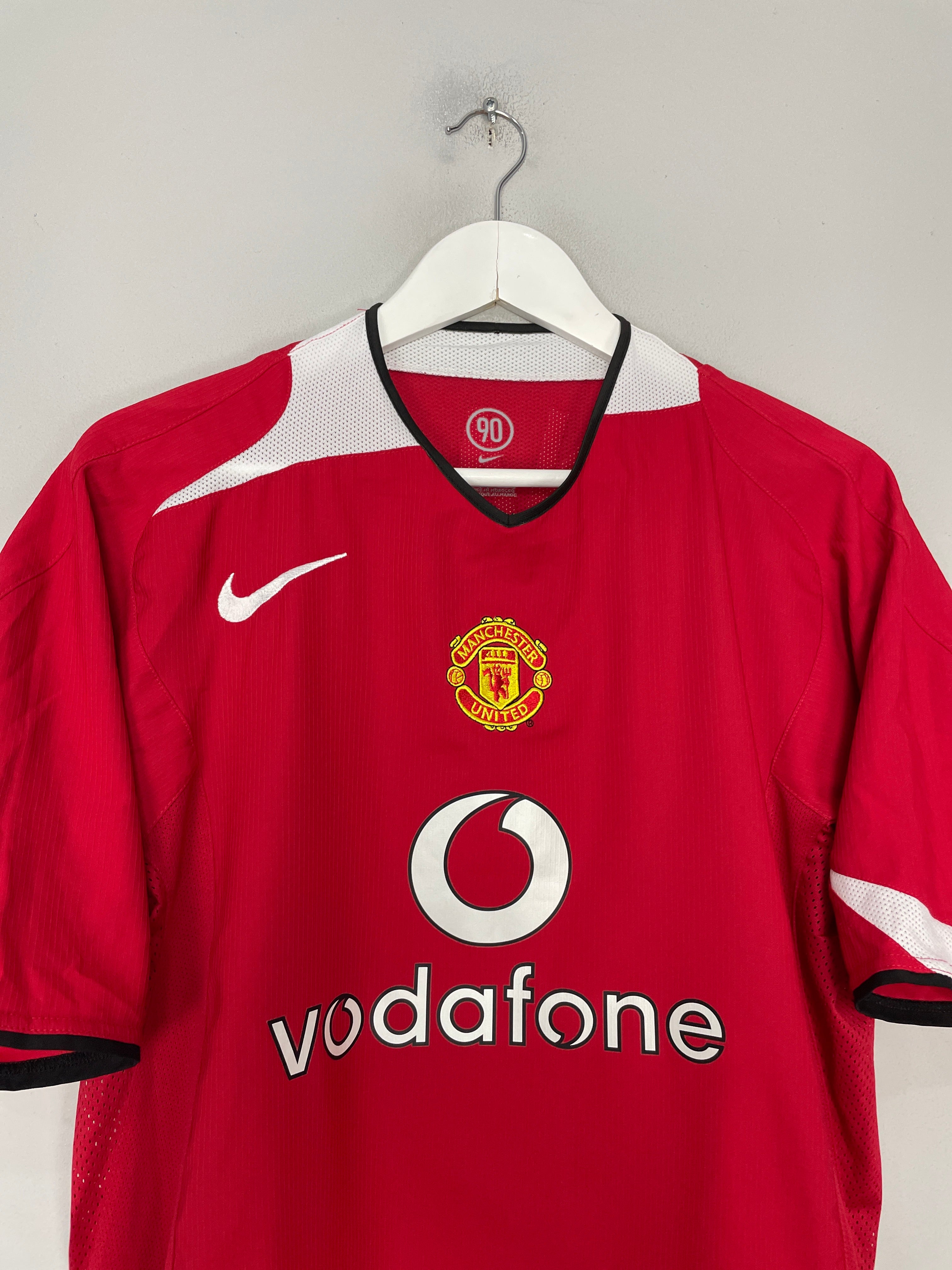 Shop 2004/06 MANCHESTER UNITED RONALDO #7 HOME SHIRT (L) NIKE, classic football shirts, vintage football shirts & retro soccer jerseys at Cult Kits