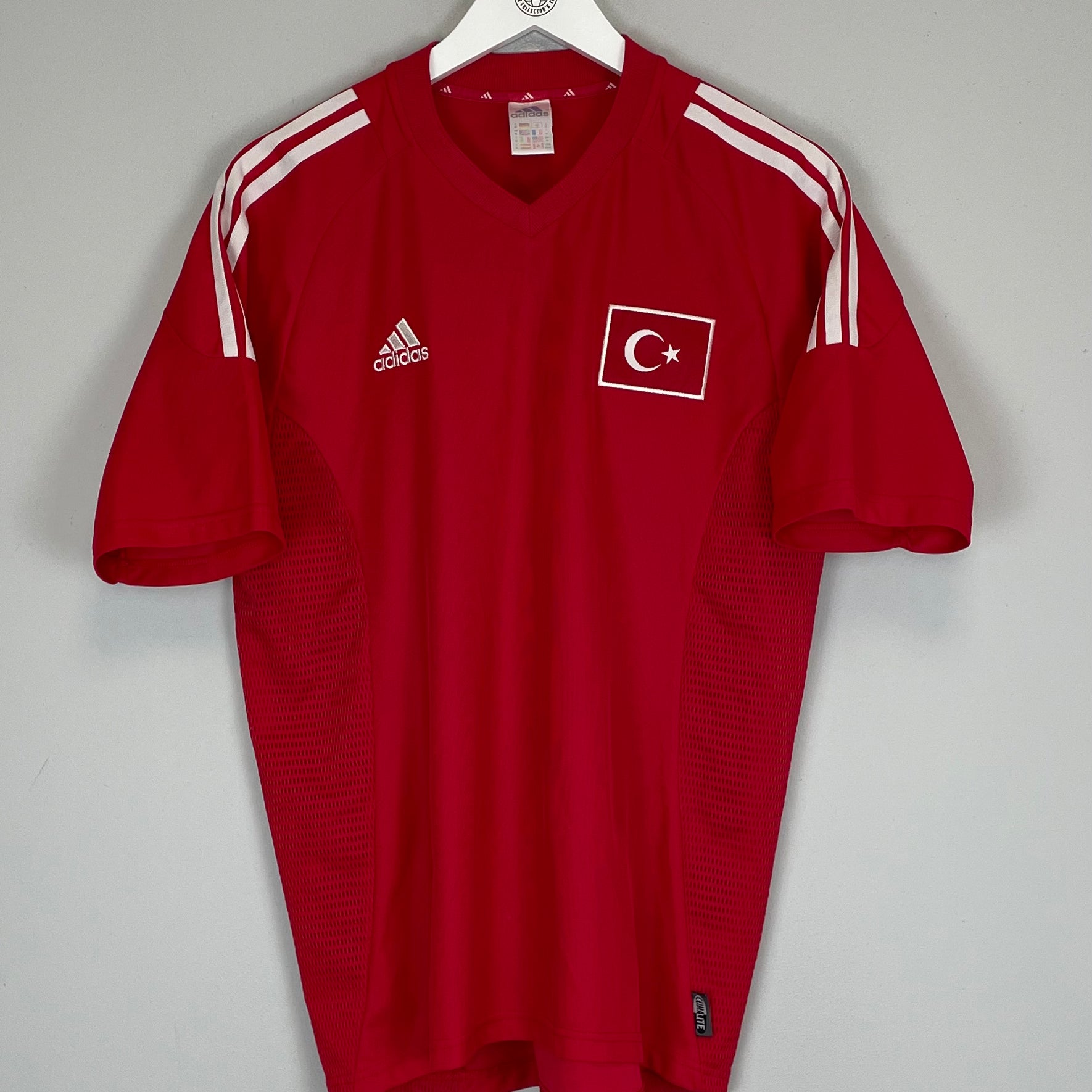 Shop 2002/03 TURKEY #9 HOME SHIRT (M) ADIDAS, classic football shirts, vintage football shirts & retro soccer jerseys at Cult Kits