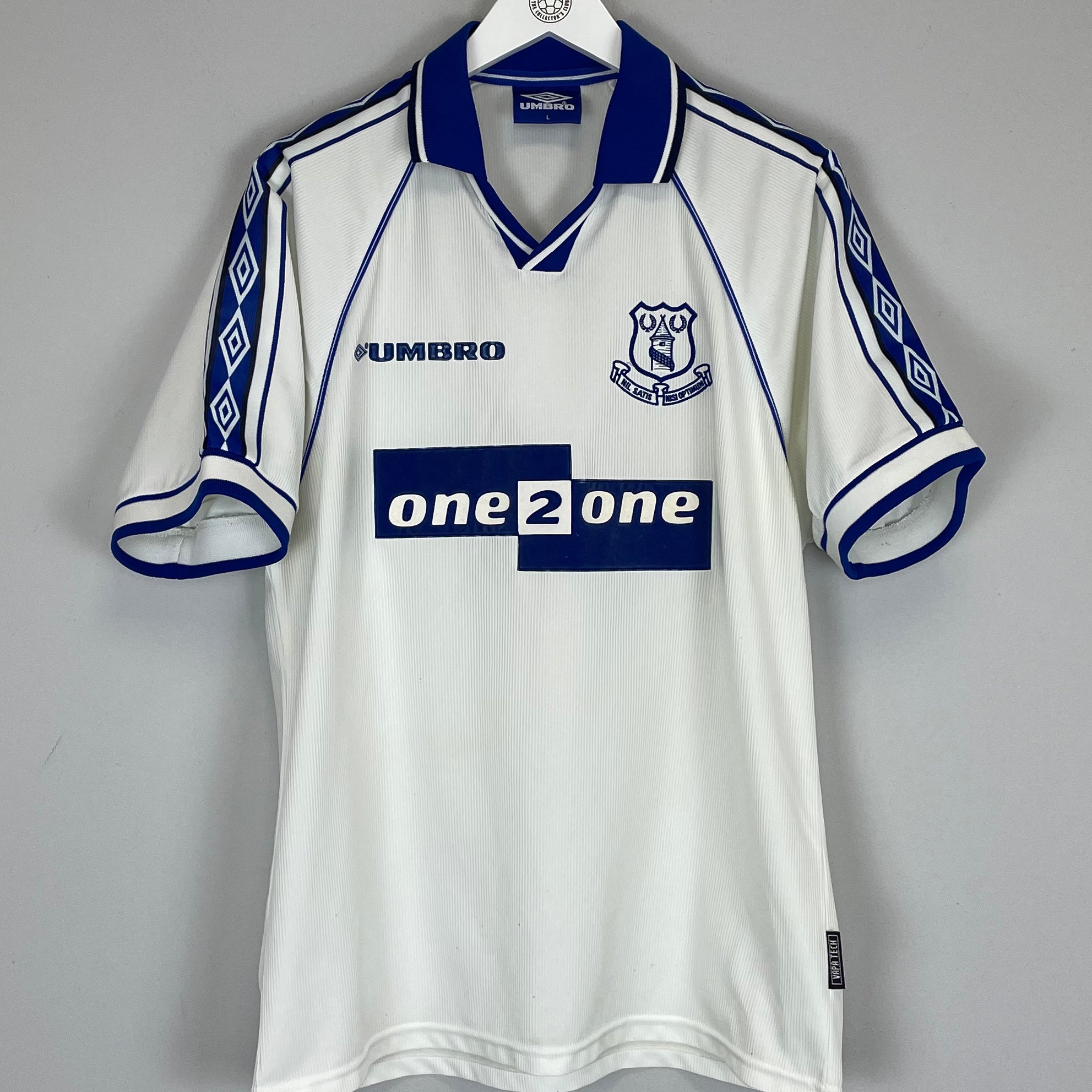 Shop 1998/99 EVERTON AWAY SHIRT (L) UMBRO, classic football shirts, vintage football shirts & retro soccer jerseys at Cult Kits