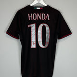 Shop 2016/17 AC MILAN HONDA #10 HOME SHIRT (M) ADIDAS, classic football shirts, vintage football shirts & retro soccer jerseys at Cult Kits