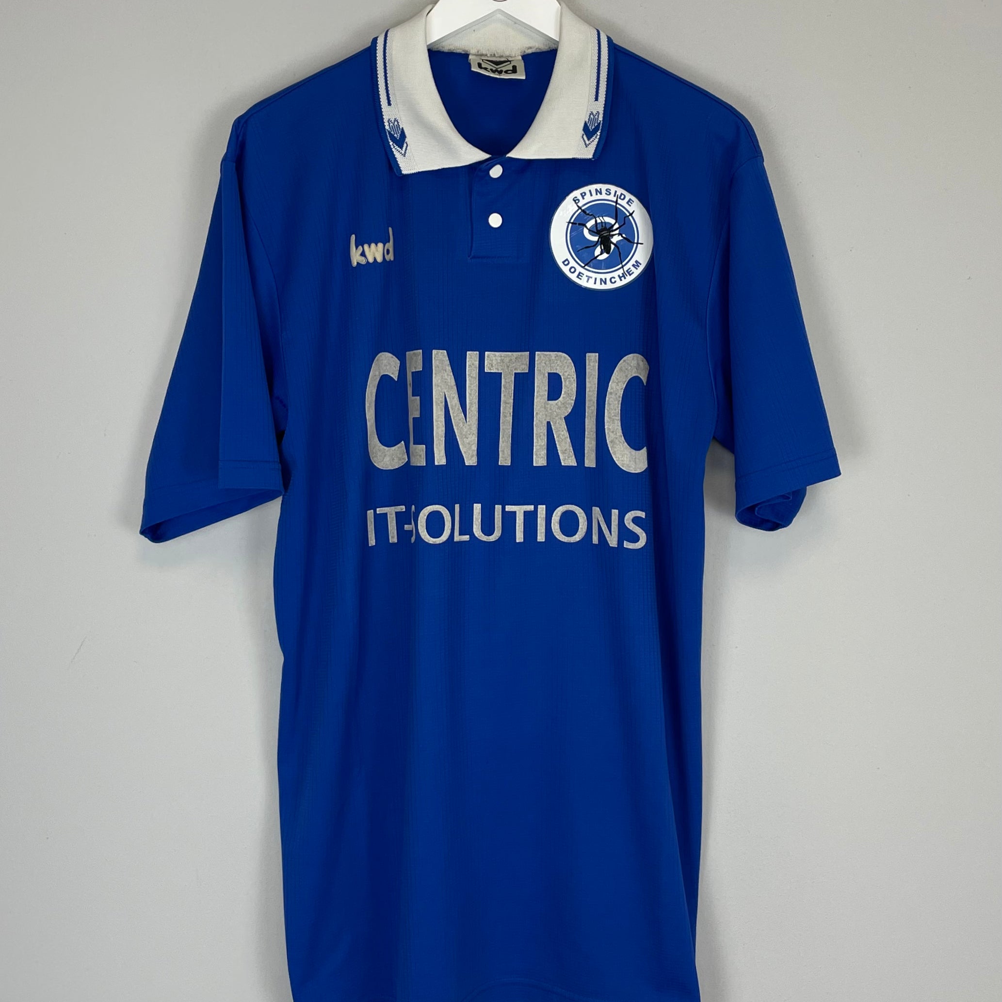 Shop 2000/01 SPINSIDE DOETINCHAM TRAINING SHIRT (XXL) KWD, classic football shirts, vintage football shirts & retro soccer jerseys at Cult Kits