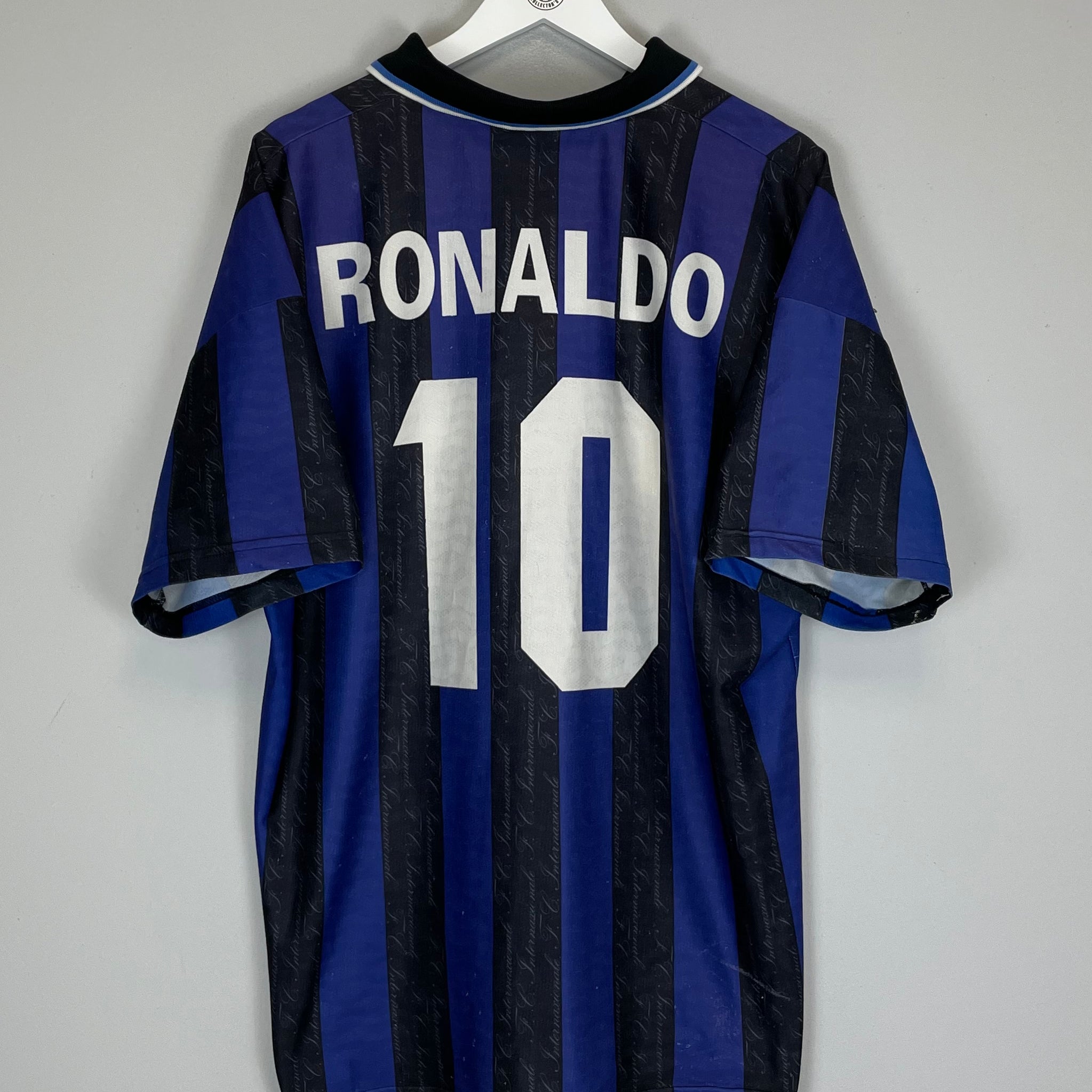 Shop 1997/98 INTER MILAN RONALDO #10 HOME SHIRT (XL) UMBRO, classic football shirts, vintage football shirts & retro soccer jerseys at Cult Kits