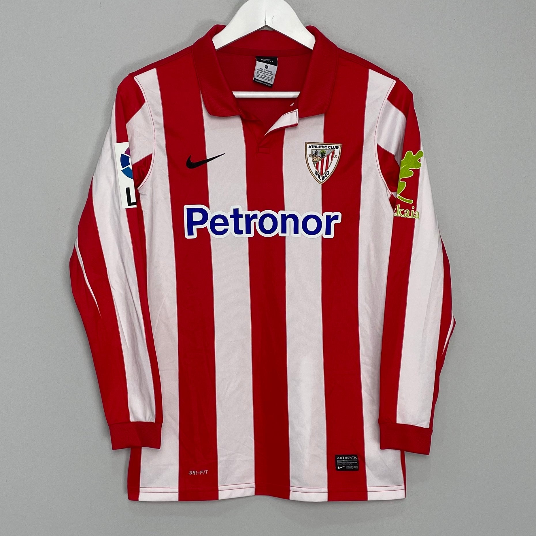 Shop 2013/14 ATHLETIC BILBAO L/S HOME SHIRT (XL.KIDS) NIKE, classic football shirts, vintage football shirts & retro soccer jerseys at Cult Kits