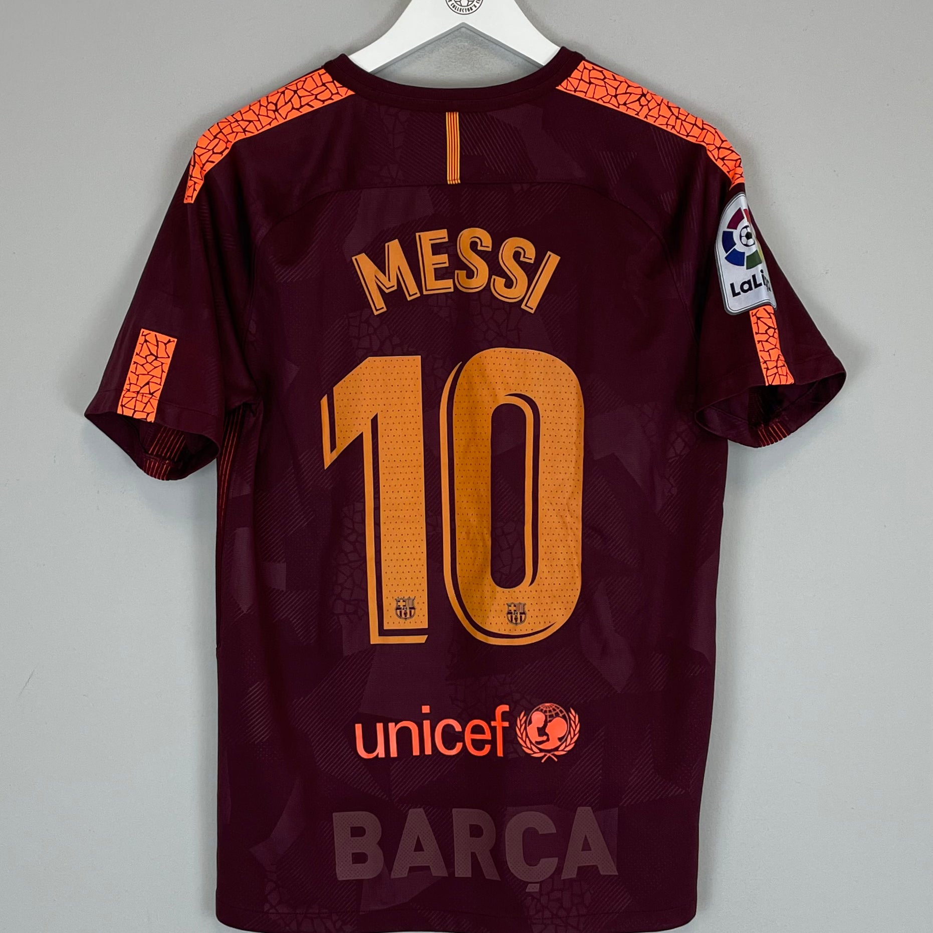 Shop 2017/18 BARCELONA MESSI #10 THIRD SHIRT (M) NIKE, classic football shirts, vintage football shirts & retro soccer jerseys at Cult Kits