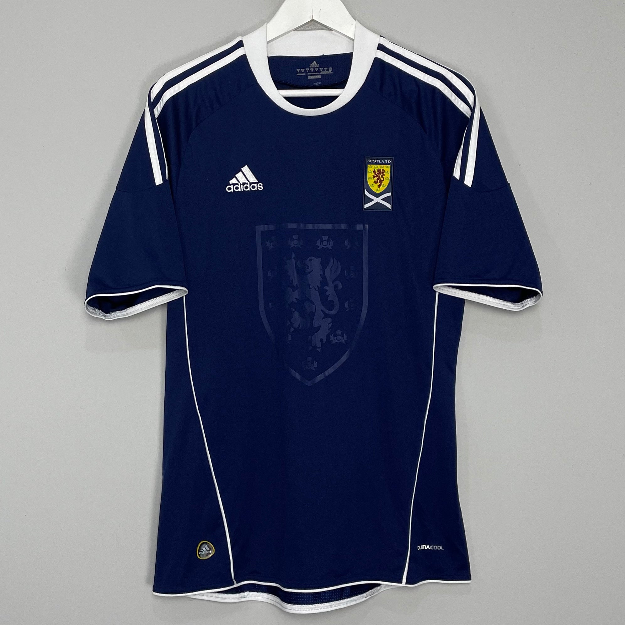 Shop 2010/11 SCOTLAND HOME SHIRT (M) ADIDAS, classic football shirts, vintage football shirts & retro soccer jerseys at Cult Kits