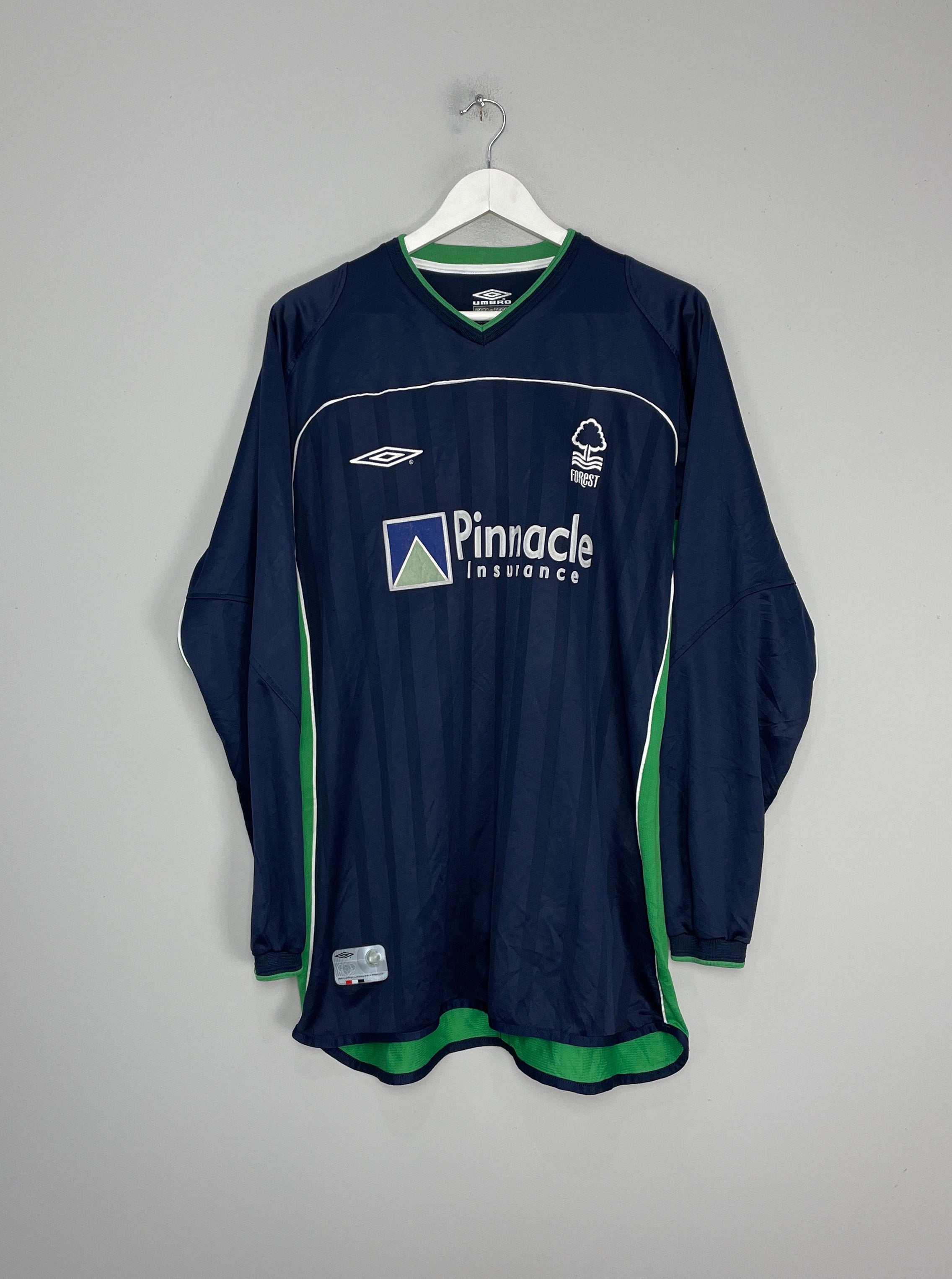 Shop 2002/03 NOTTINGHAM FOREST L/S THIRD SHIRT (XL) UMBRO, classic football shirts, vintage football shirts & retro soccer jerseys at Cult Kits
