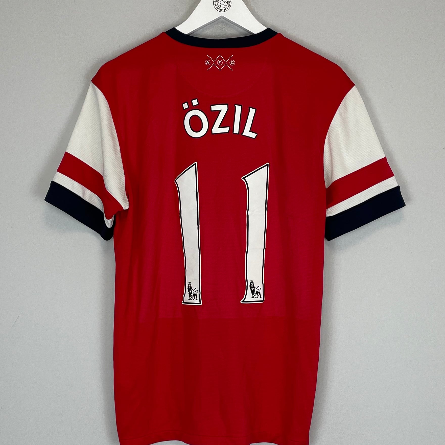 Shop 2012/14 ARSENAL OZIL #11 HOME SHIRT (M) NIKE, classic football shirts, vintage football shirts & retro soccer jerseys at Cult Kits