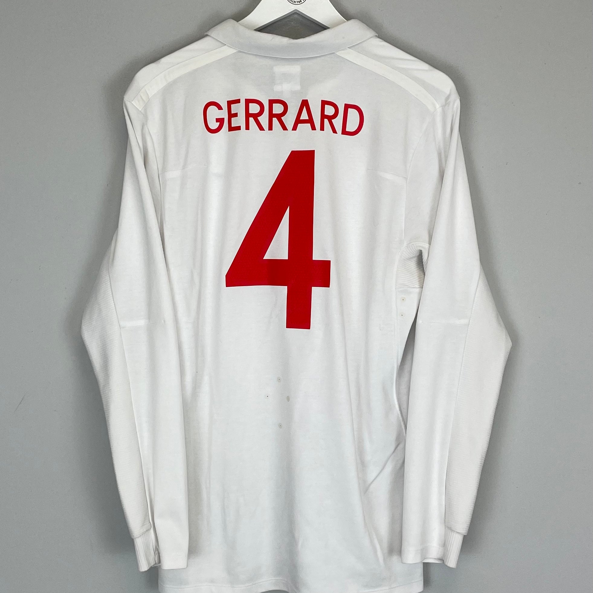Shop 2010/11 ENGLAND GERRARD #4 L/S HOME SHIRT (M) UMBRO, classic football shirts, vintage football shirts & retro soccer jerseys at Cult Kits