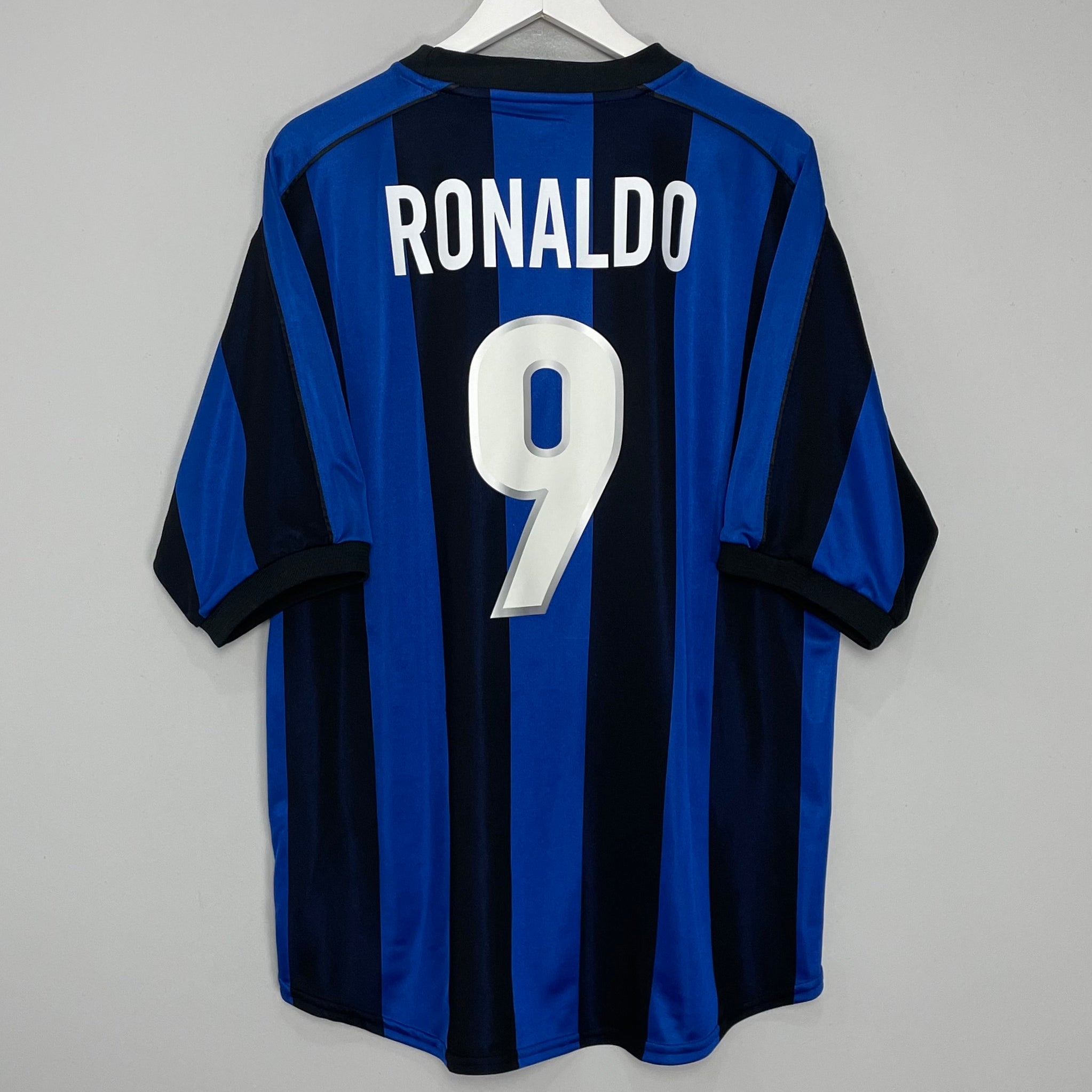 Shop 1999/00 INTER MILAN RONALDO #9 HOME SHIRT (XL) NIKE, classic football shirts, vintage football shirts & retro soccer jerseys at Cult Kits