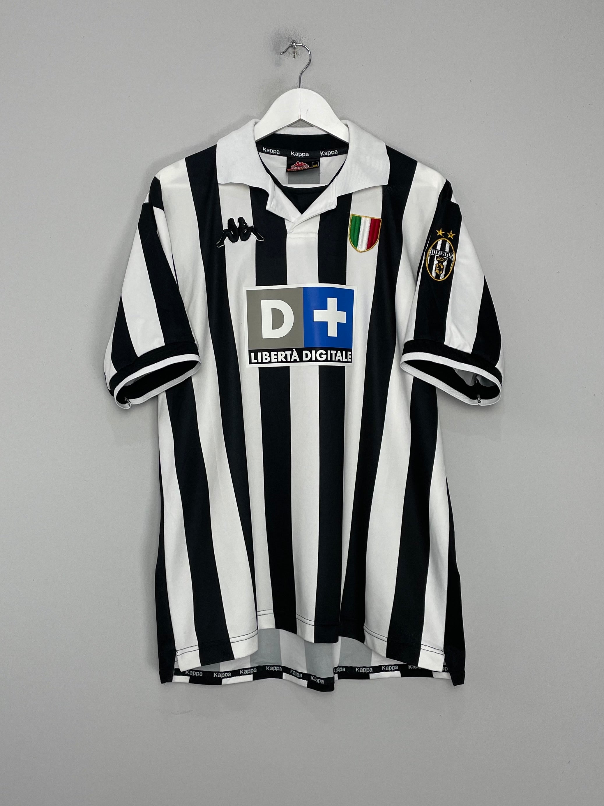 Shop 1998/99 JUVENTUS ZIDANE #21 HOME SHIRT (XL) KAPPA, classic football shirts, vintage football shirts & retro soccer jerseys at Cult Kits