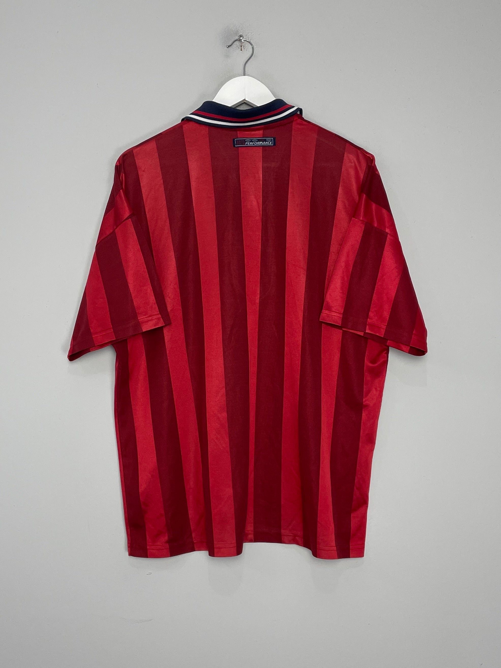 Shop 1997/99 ENGLAND AWAY SHIRT (XL) UMBRO, classic football shirts, vintage football shirts & retro soccer jerseys at Cult Kits