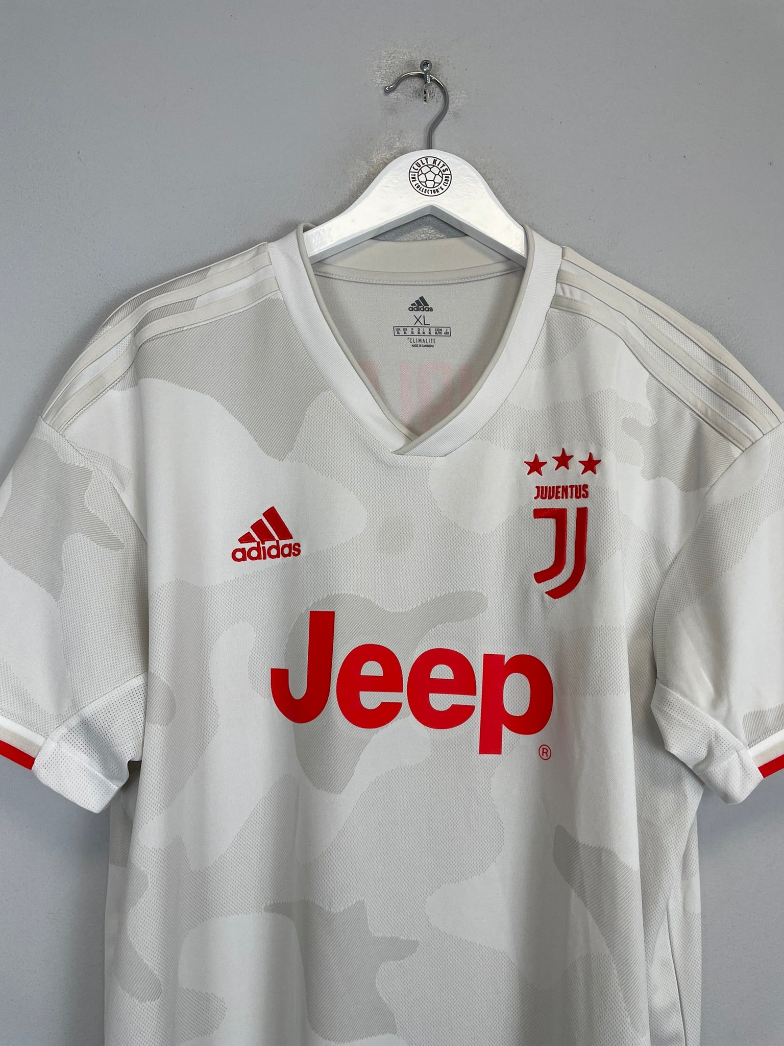 Shop 2019/20 JUVENTUS RONALDO #7 AWAY SHIRT (XL) ADIDAS, classic football shirts, vintage football shirts & retro soccer jerseys at Cult Kits