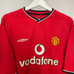 Shop 2000/02 MANCHESTER UNITED BECKHAM #7 HOME SHIRT (XL) UMBRO, classic football shirts, vintage football shirts & retro soccer jerseys at Cult Kits