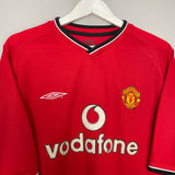 Shop 2000/02 MANCHESTER UNITED BECKHAM #7 HOME SHIRT (XL) UMBRO, classic football shirts, vintage football shirts & retro soccer jerseys at Cult Kits