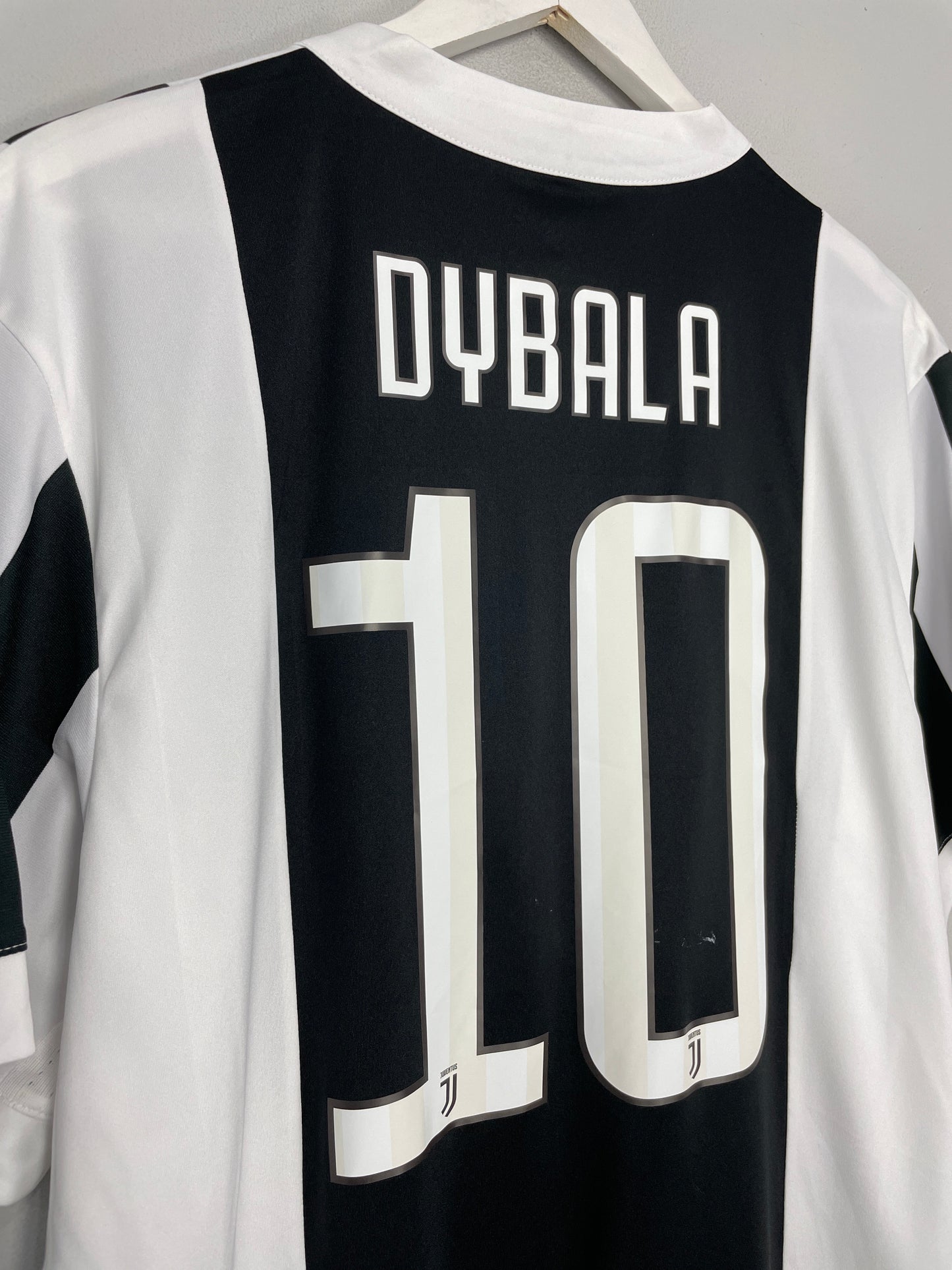 2017/18 JUVENTUS DYBALA #10 HOME SHIRT (XL) ADIDAS