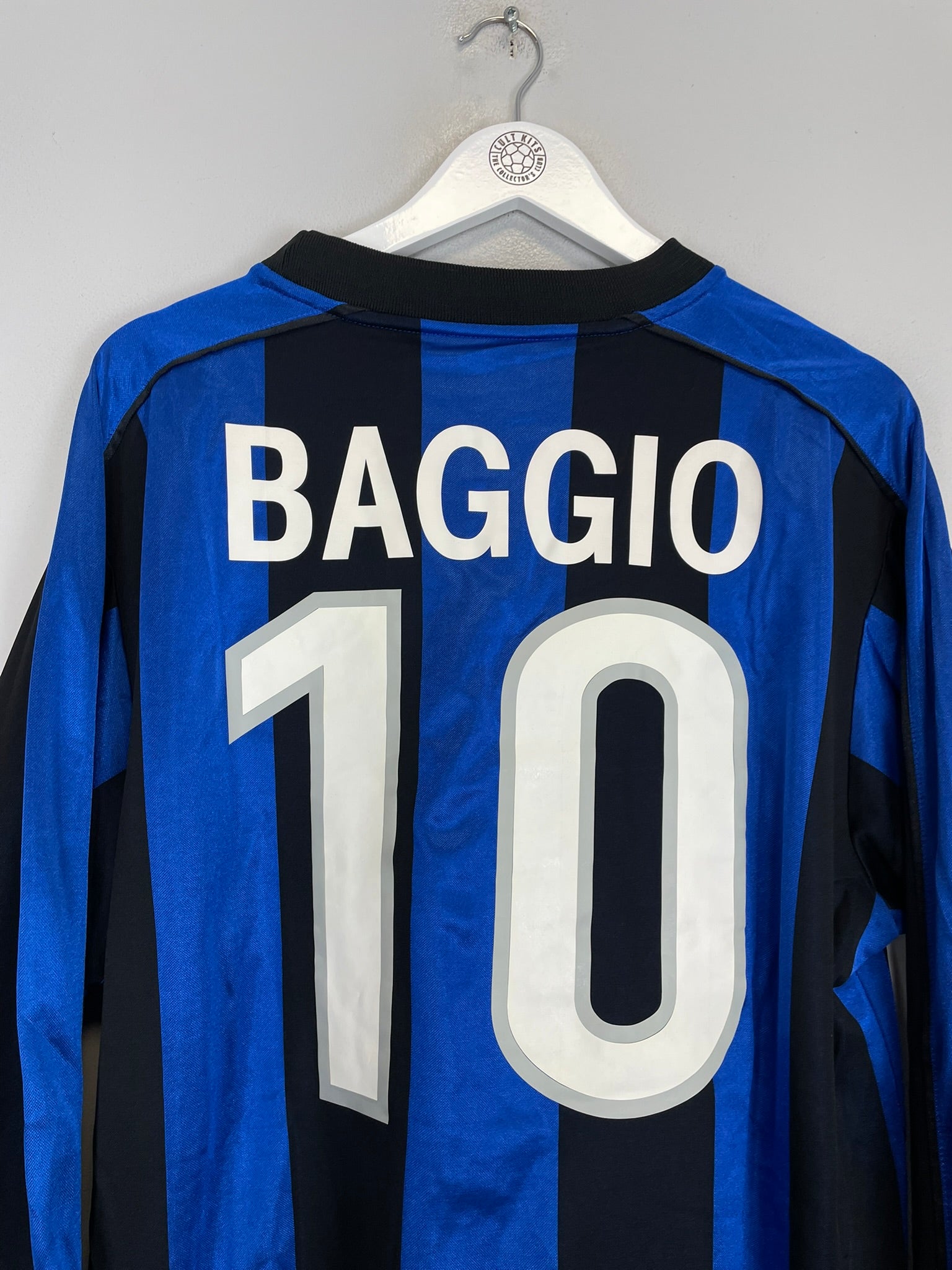 Shop 2002/03 INTER MILAN BAGGIO #10 L/S HOME SHIRT (L) NIKE, classic football shirts, vintage football shirts & retro soccer jerseys at Cult Kits