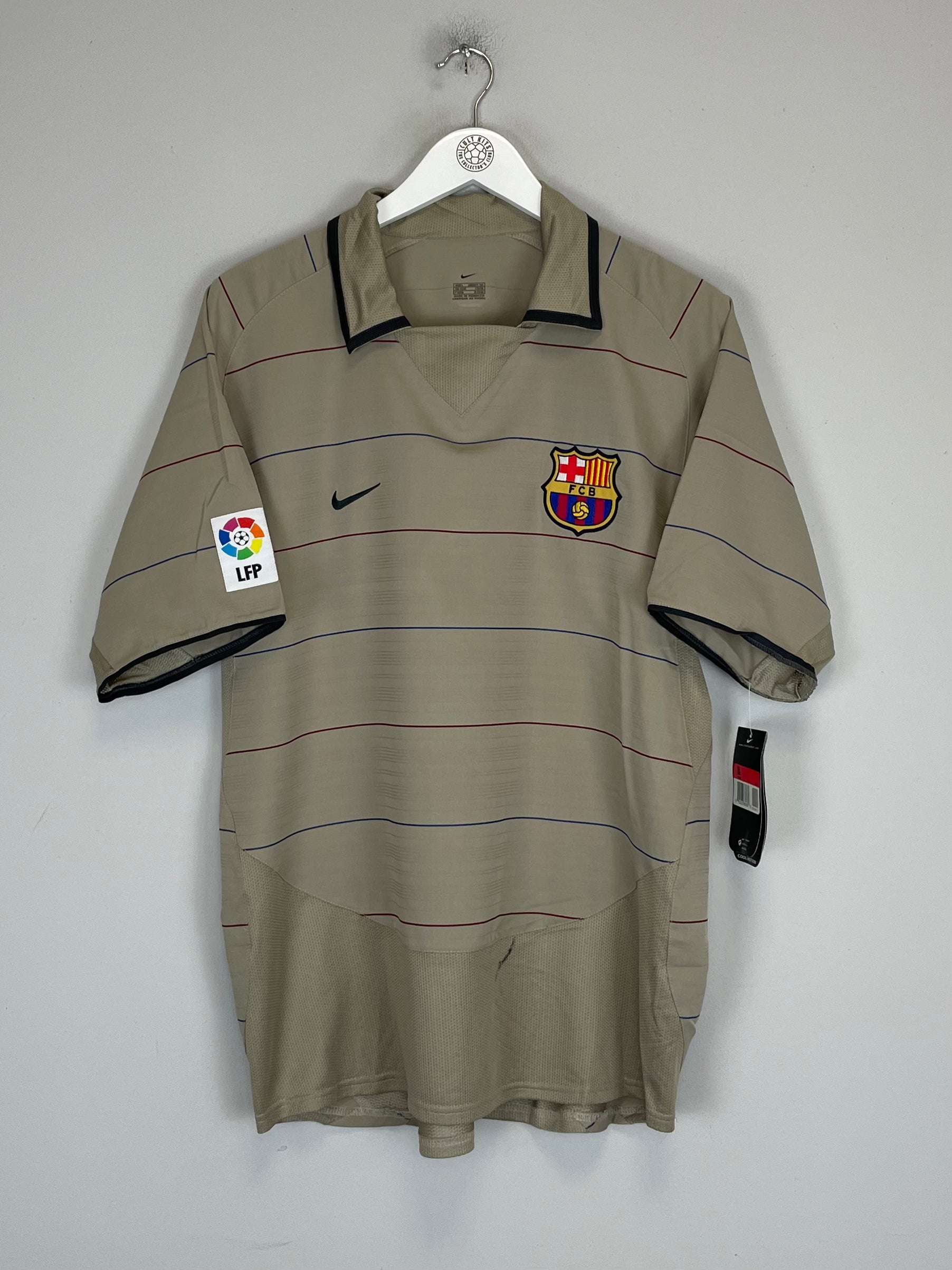Buy 2003/05 BARCELONA RONALDINHO 10 *BNWT* AWAY SHIRT (L) NIKE ~ Free worldwide shipping available ~ Authentic Vintage Football Shirts from Cult Kits
