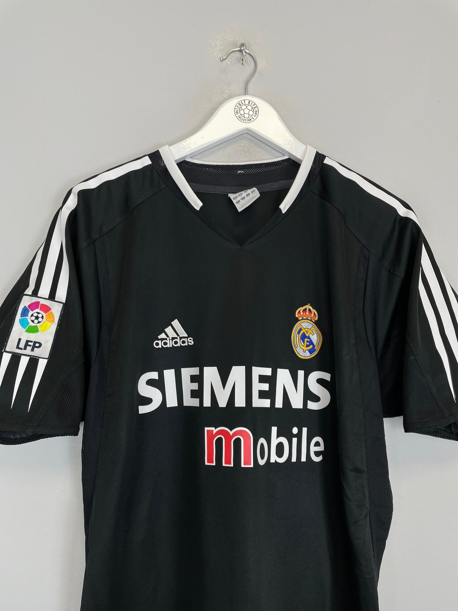 2004/05 Real Madrid Ronaldo #9 away shirt, vintage football shirt, Adidas, size medium, excellent condition