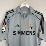 2005/06 Real Madrid Ronaldo #9 third shirt by Adidas, medium size, vintage football shirt in very good condition.