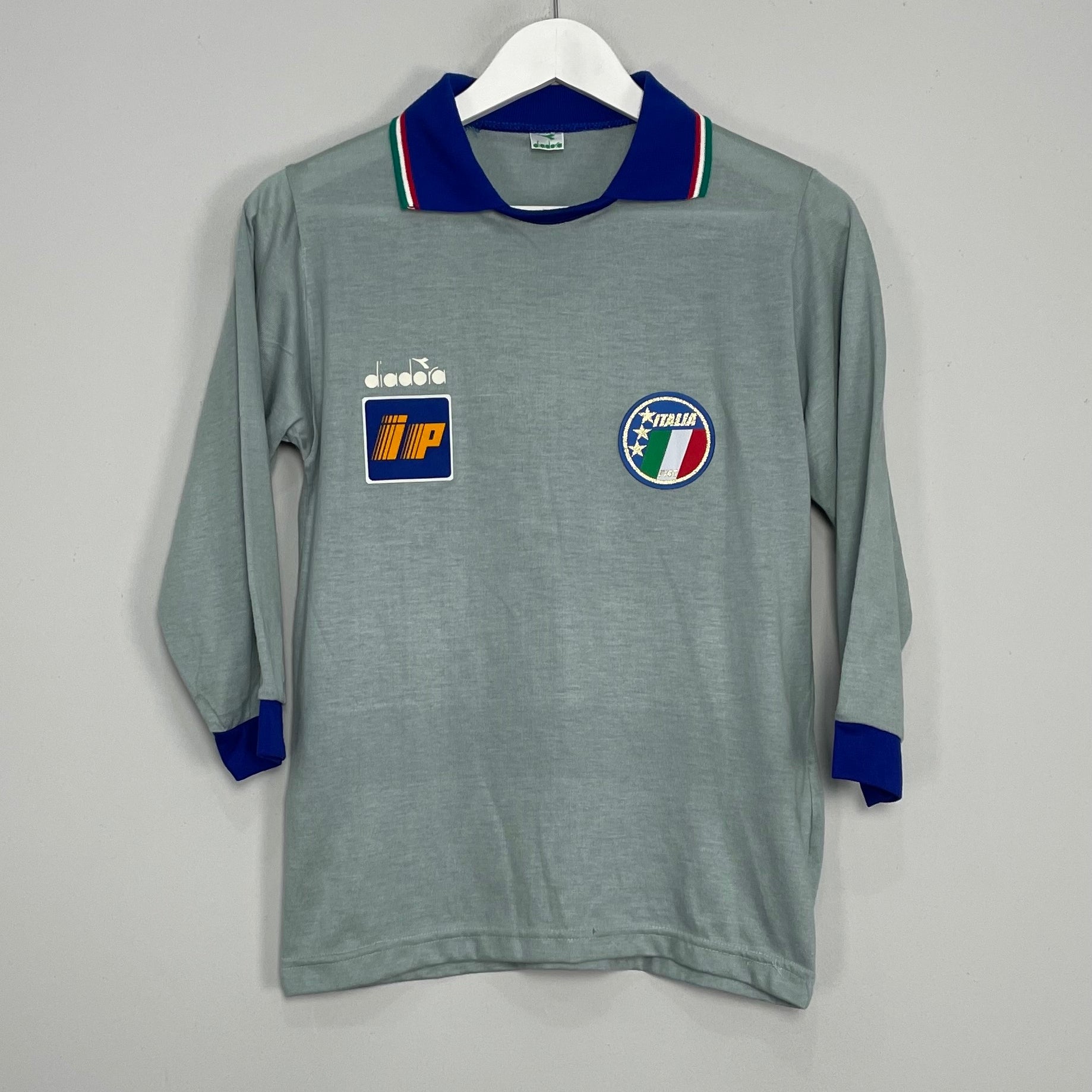 Shop 1988/90 ITALY GK SHIRT (L.KIDS) DIADORA, classic football shirts, vintage football shirts & retro soccer jerseys at Cult Kits