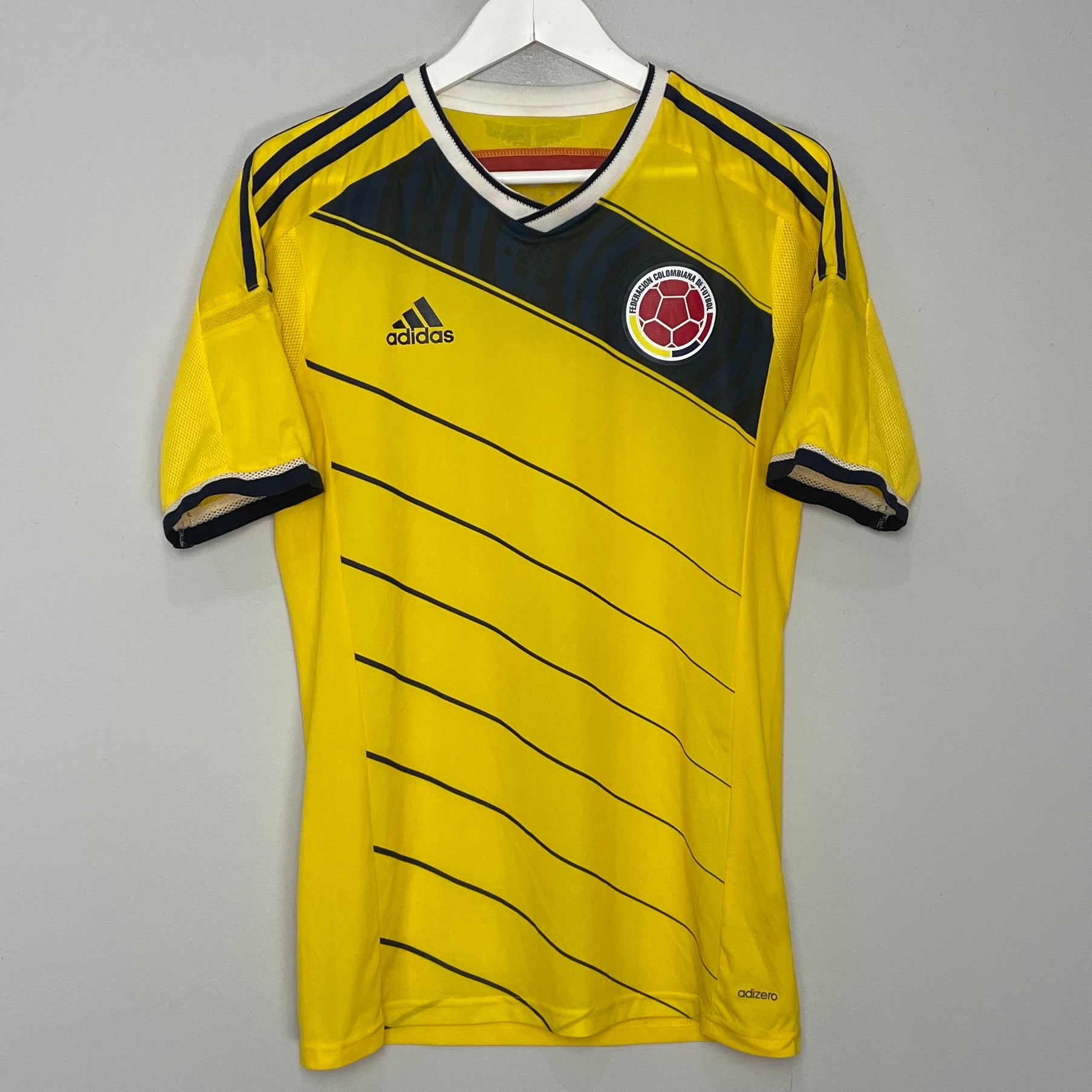Shop 2014/15 COLOMBIA *PLAYER ISSUE* HOME SHIRT (M) ADIDAS, classic football shirts, vintage football shirts & retro soccer jerseys at Cult Kits