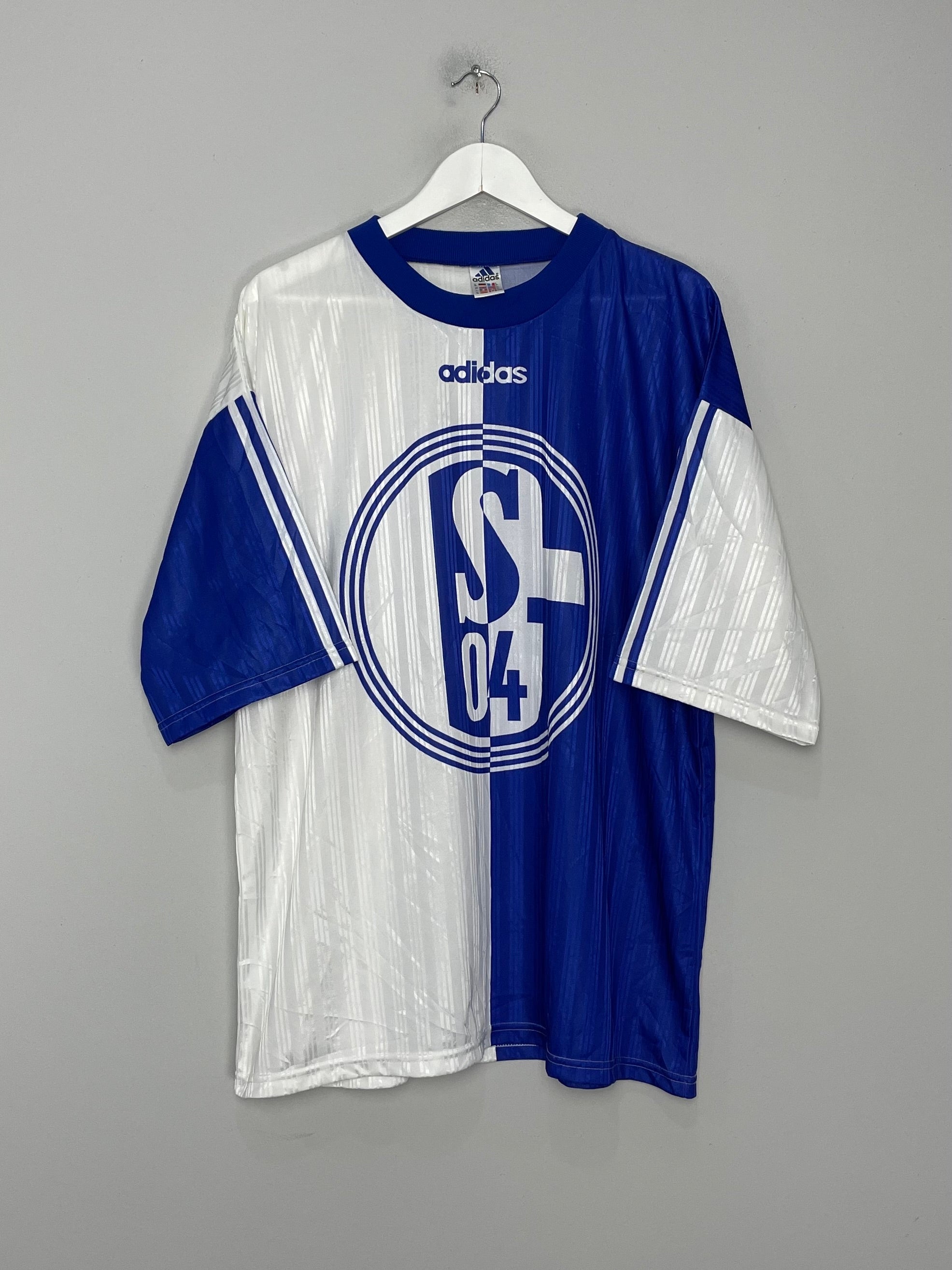 Shop 1996/97 SCHALKE TRAINING SHIRT (XL) ADIDAS, classic football shirts, vintage football shirts & retro soccer jerseys at Cult Kits