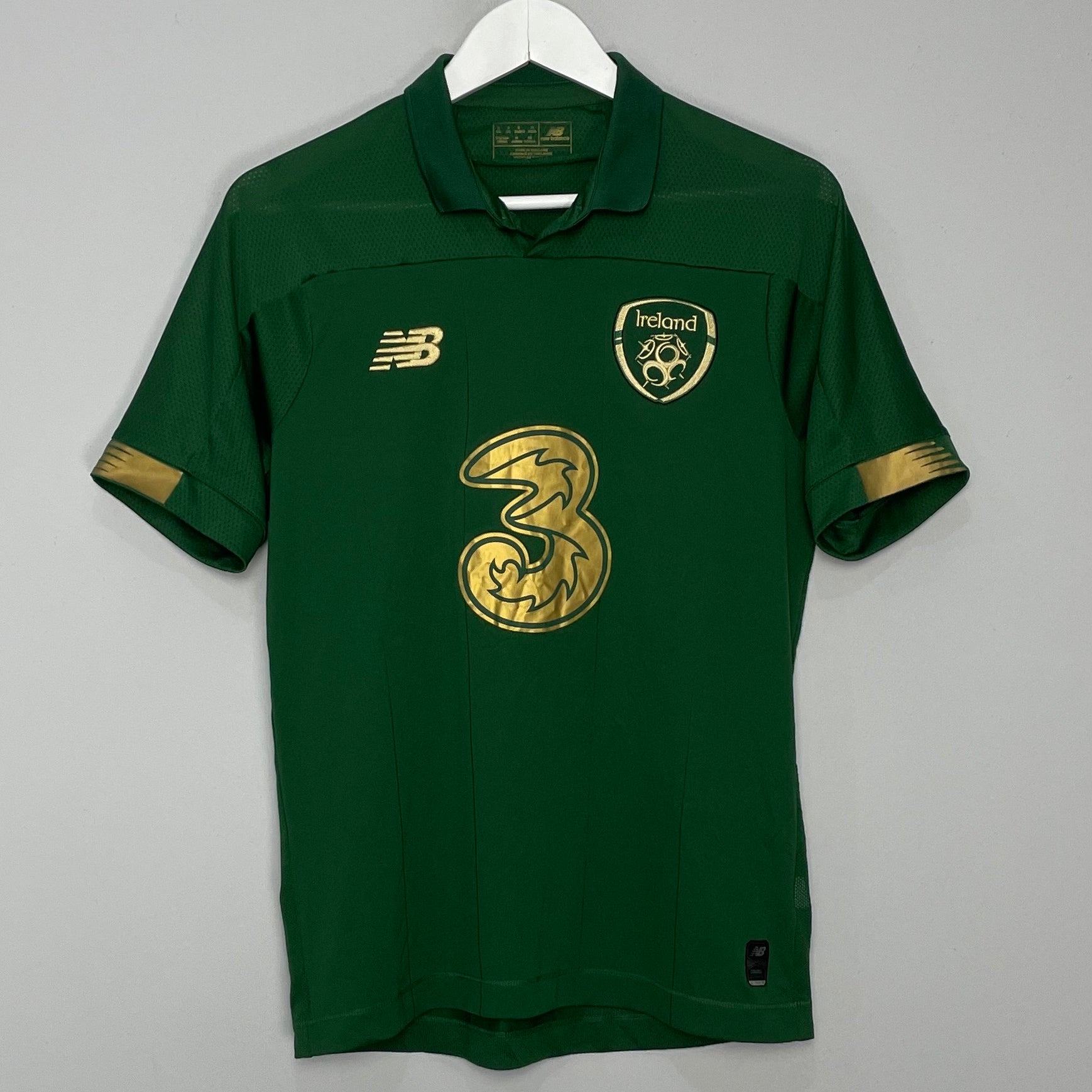 Shop 2019/20 IRELAND HOME SHIRT (S) NEW BALANCE, classic football shirts, vintage football shirts & retro soccer jerseys at Cult Kits