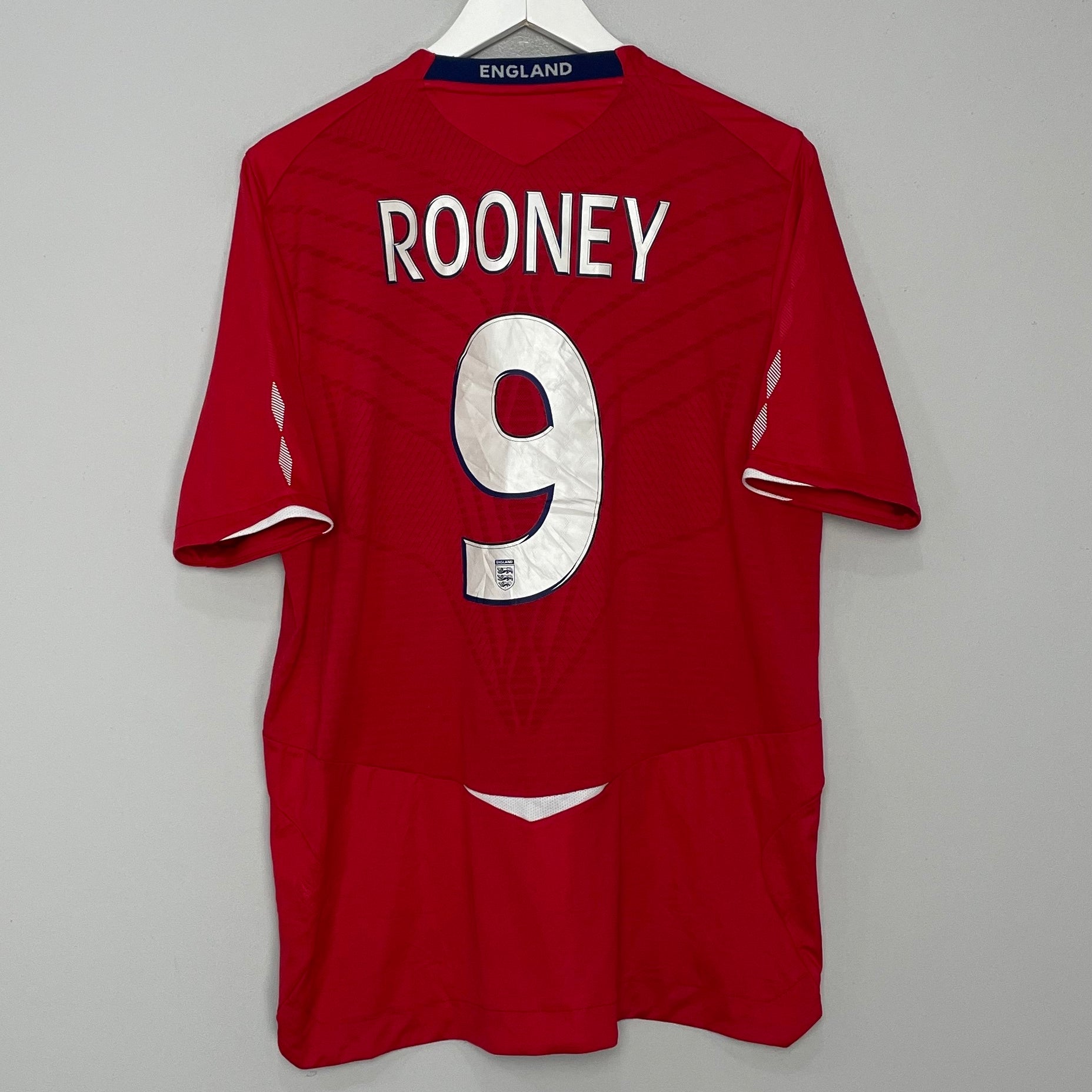 Shop 2008/10 ENGLAND ROONEY #9 AWAY SHIRT (L) UMBRO, classic football shirts, vintage football shirts & retro soccer jerseys at Cult Kits